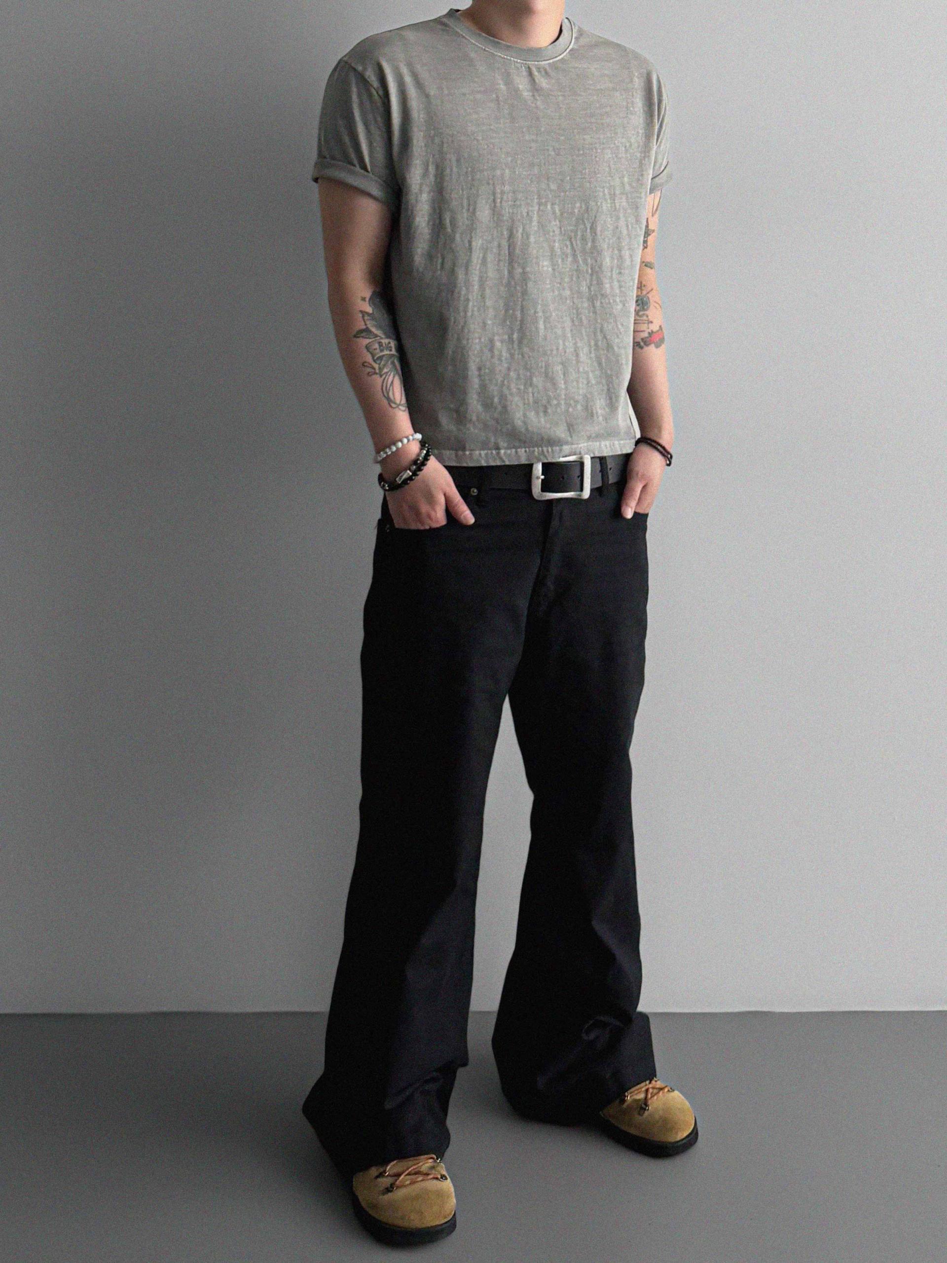 Fade pigment crop half t