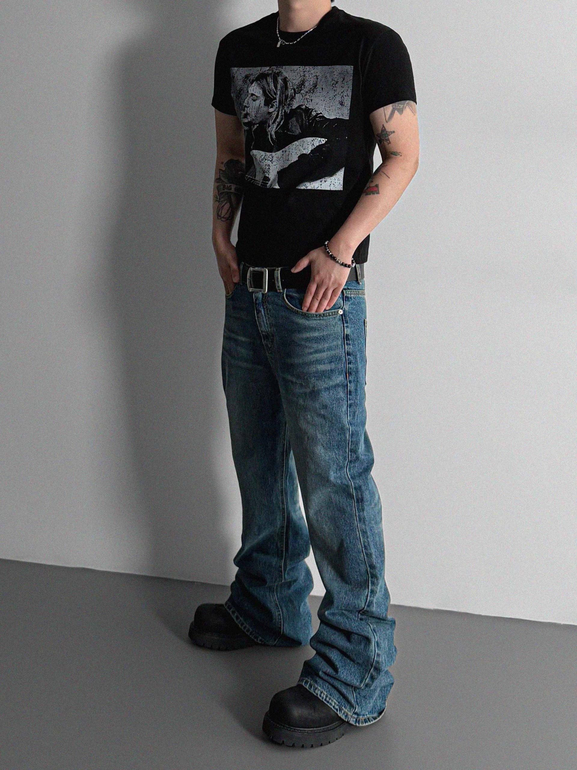 Cut printed muscle half t