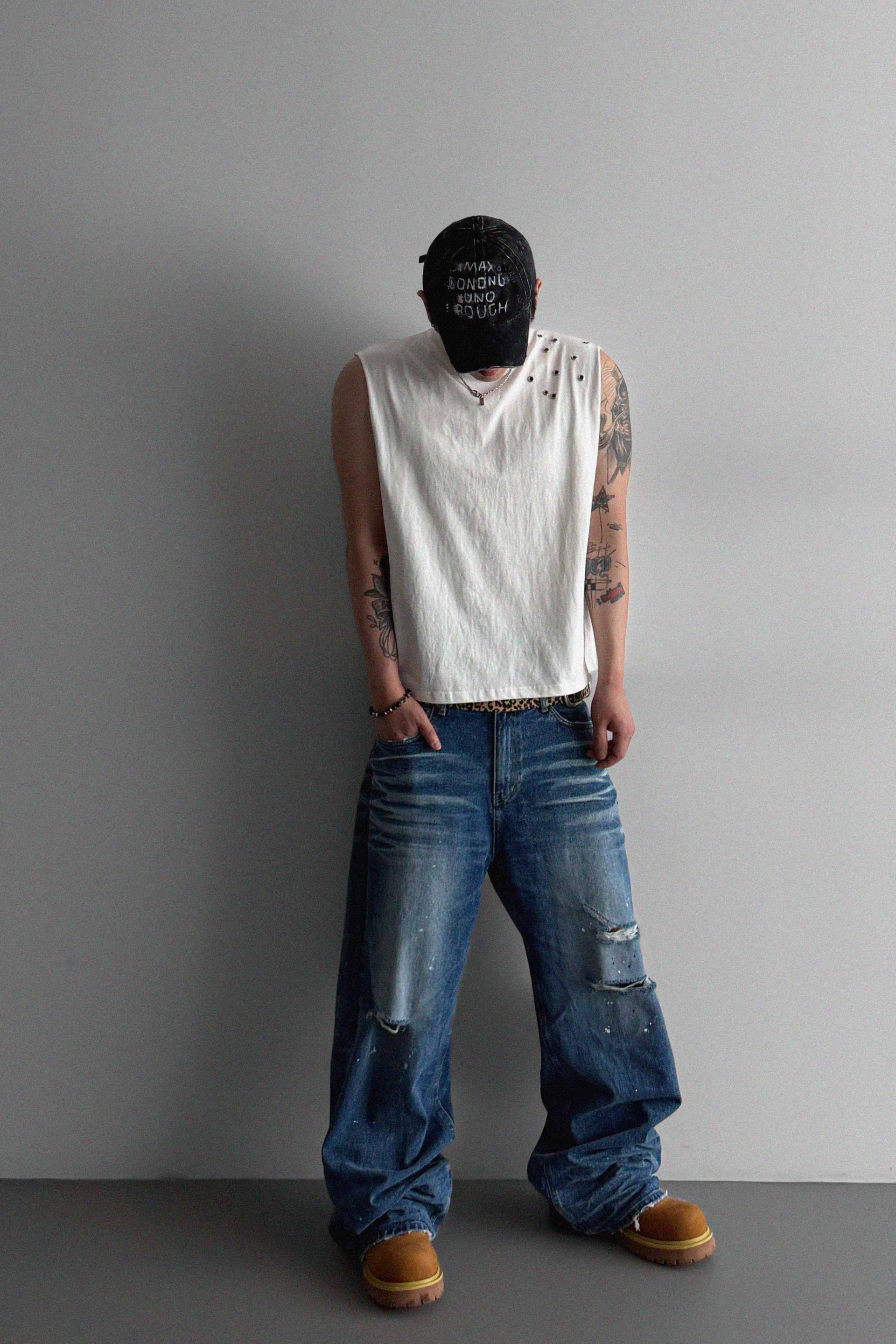 Eyelet shoulder crop sleeveless