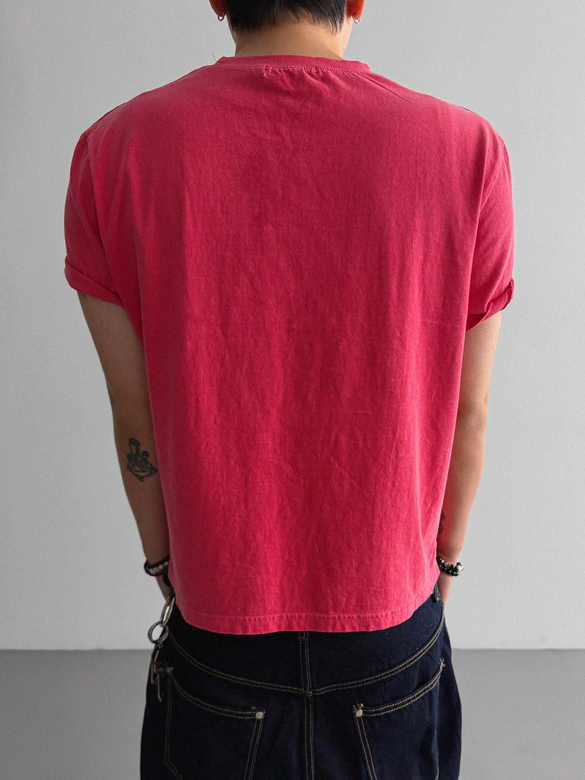 Fade pigment crop half t