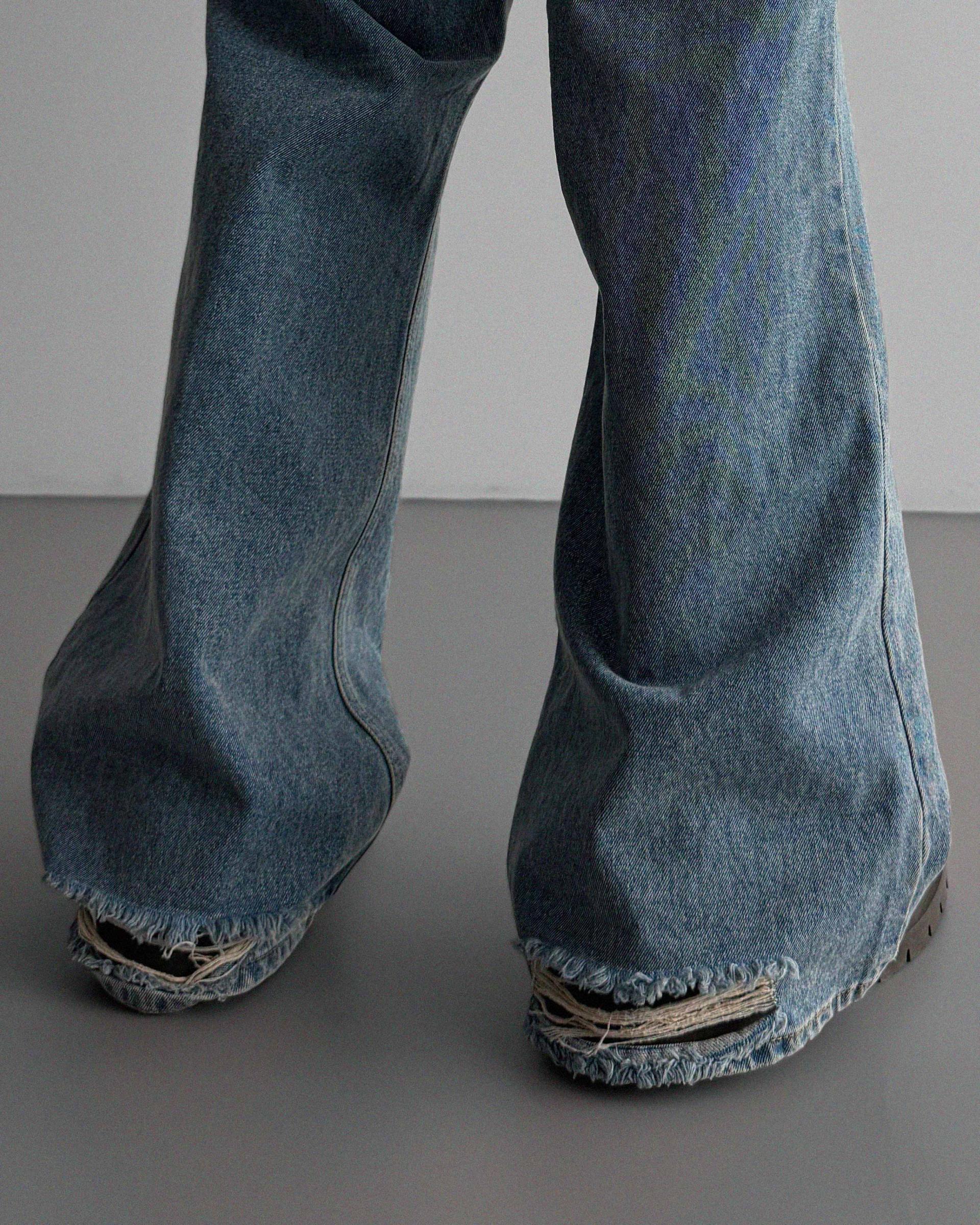 Destroyed flare denim pants