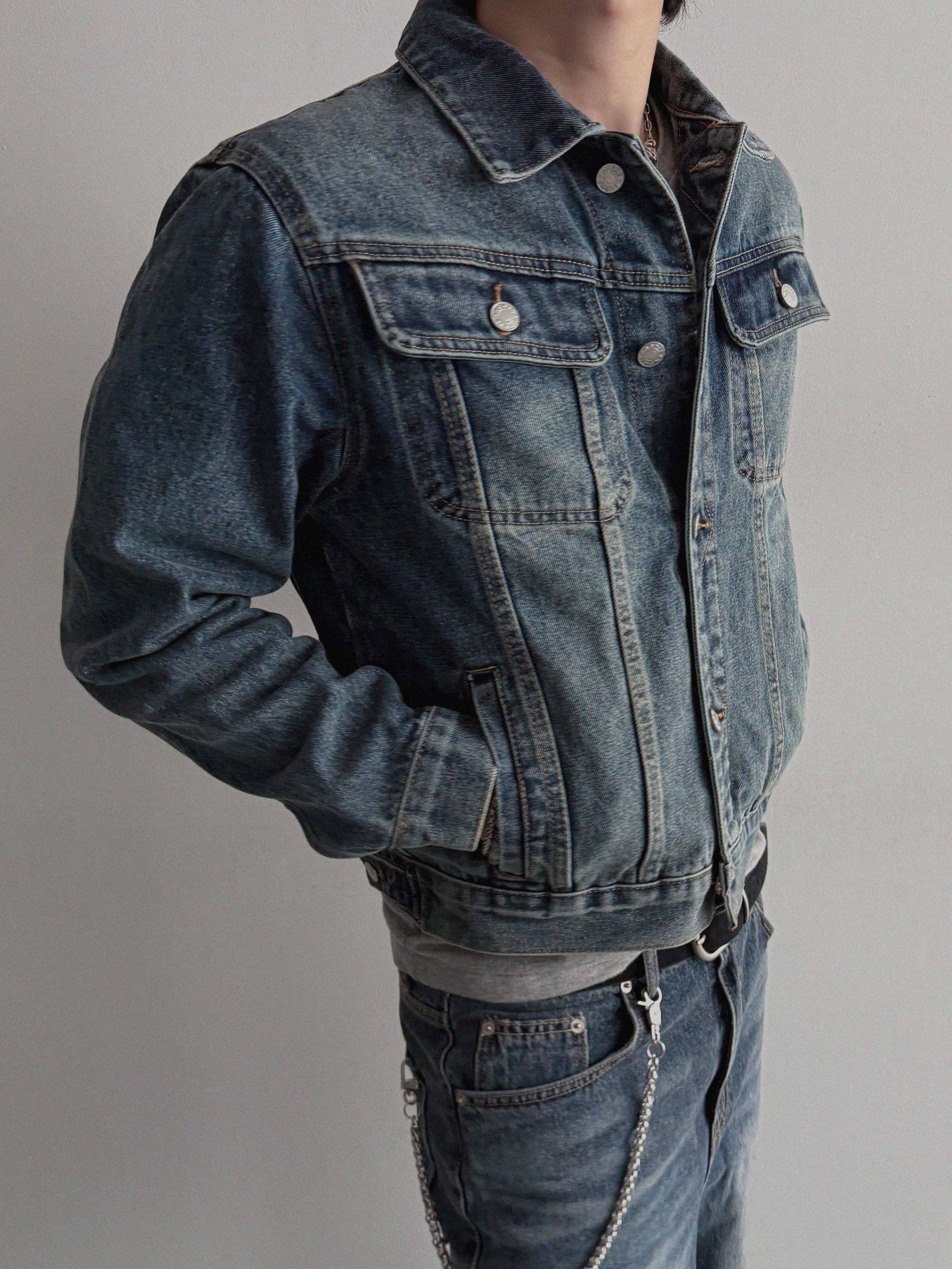 Minimal basic crop denim jacket