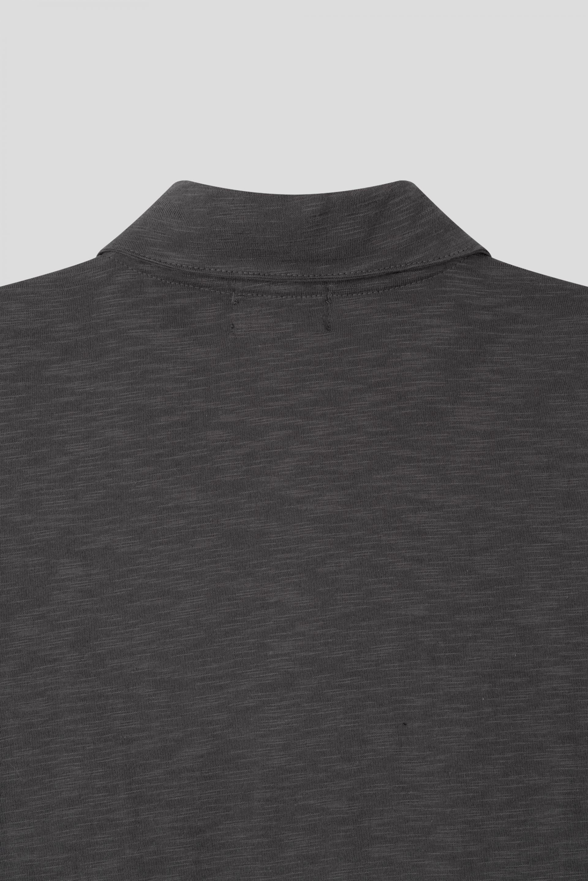 Slab 5 button collar t