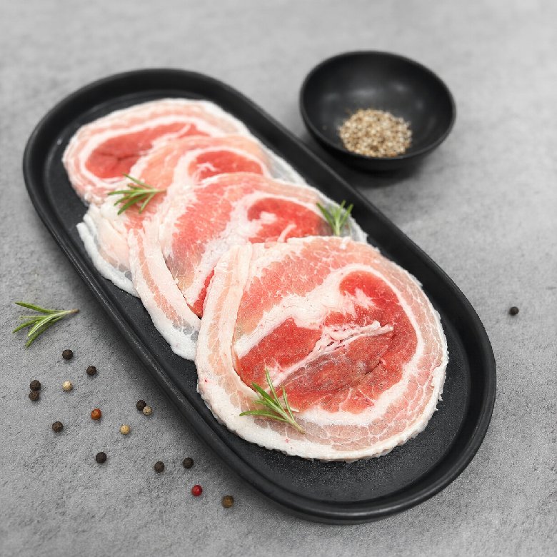 꽃모양 흑돼지 꽃삼겹살