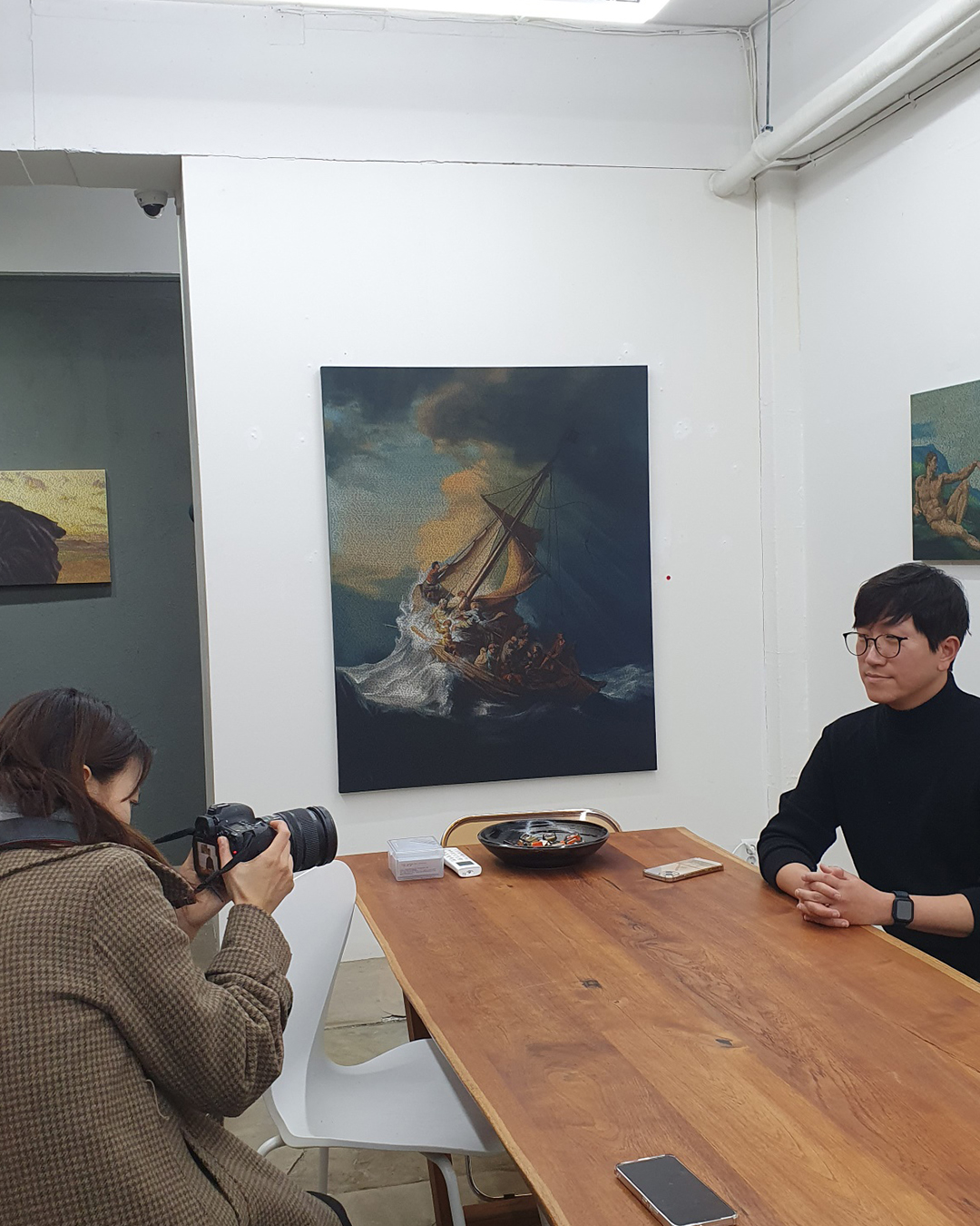 벽화를 그리는 사람들 : '벽과 캔버스를 넘나들며 작품을 그려요.' 김준형 아티스트 : ARTING STUDIO | MAGAZINE, image size:1080x1350