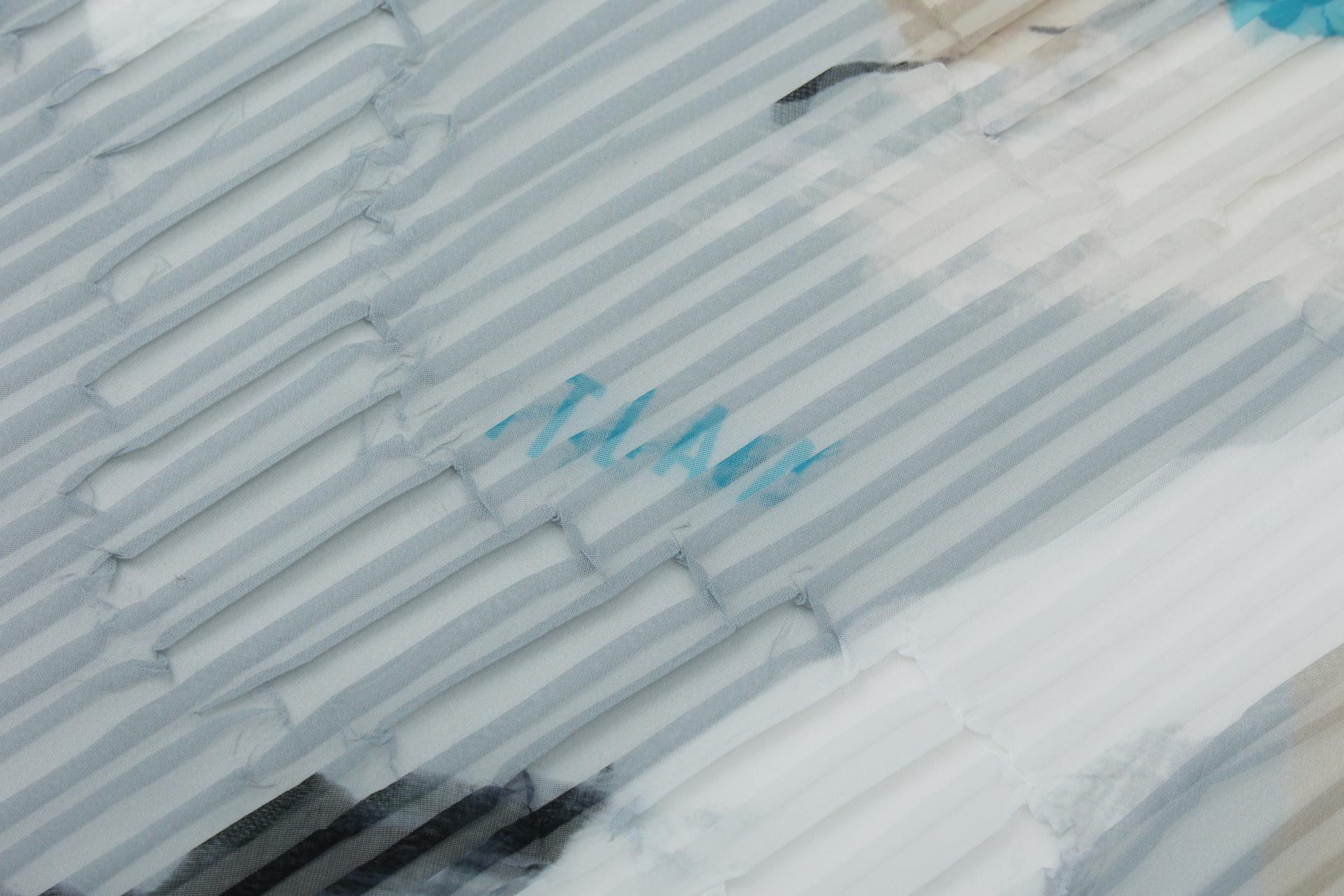라피 프린트 주름 스카프 (B261F05PBU)