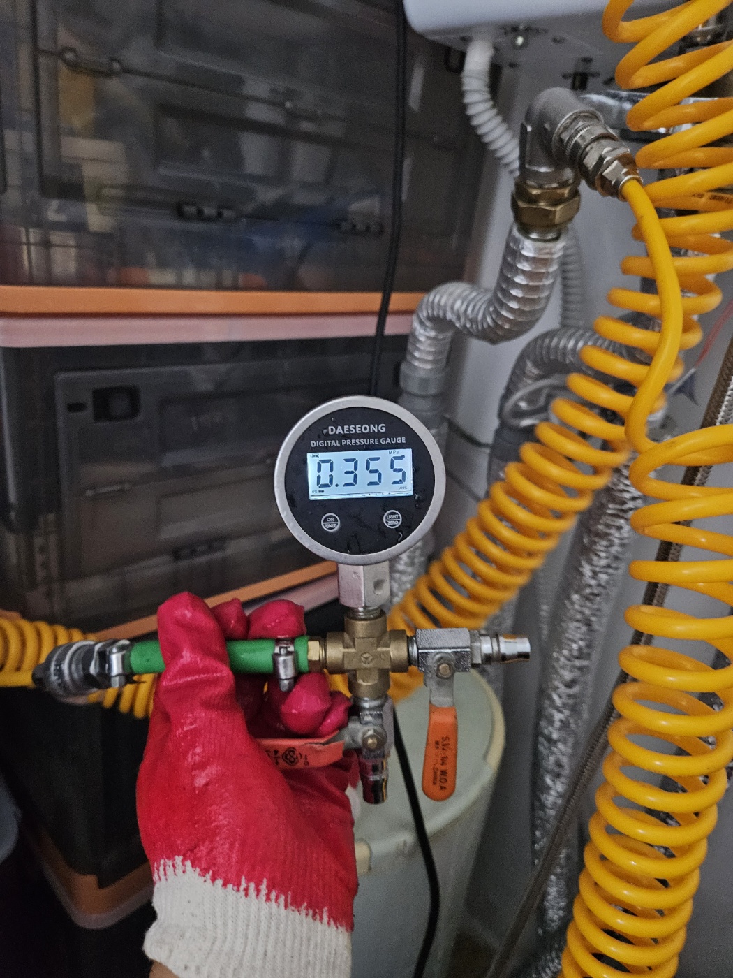 ec1576d74cf95.jpg