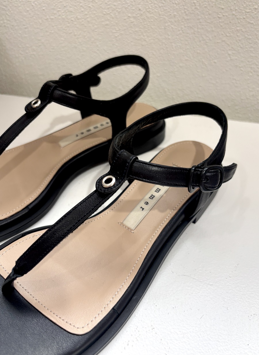 Brie flip-flop Flat Sandal < S25005 > 브리 플립플랍 플랫 샌들 4컬러 1cm- 블랙 240, 핑크 240