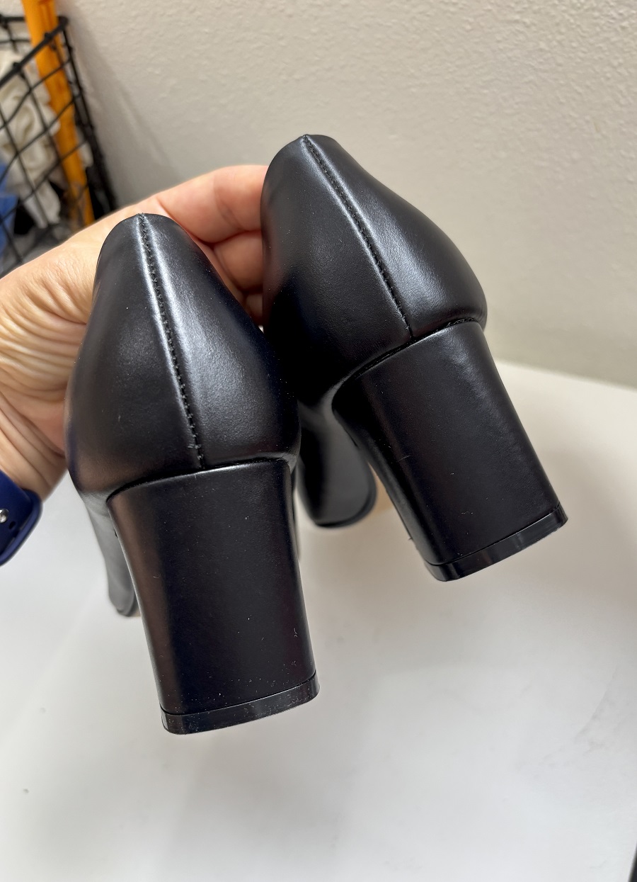 Vin Chaud Square Toe Middle Heel < S23020 > 뱅쇼 스퀘어토 미들힐 6cm- 블랙 (무광) 240