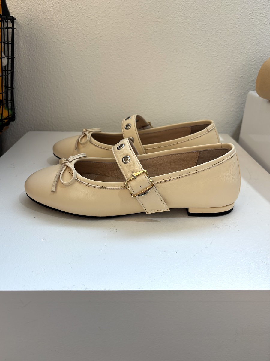 Jelly Eyelet Flat Shoes < S25002 > 젤리 아일렛 플랫 슈즈 4컬러 - 연노랑 235