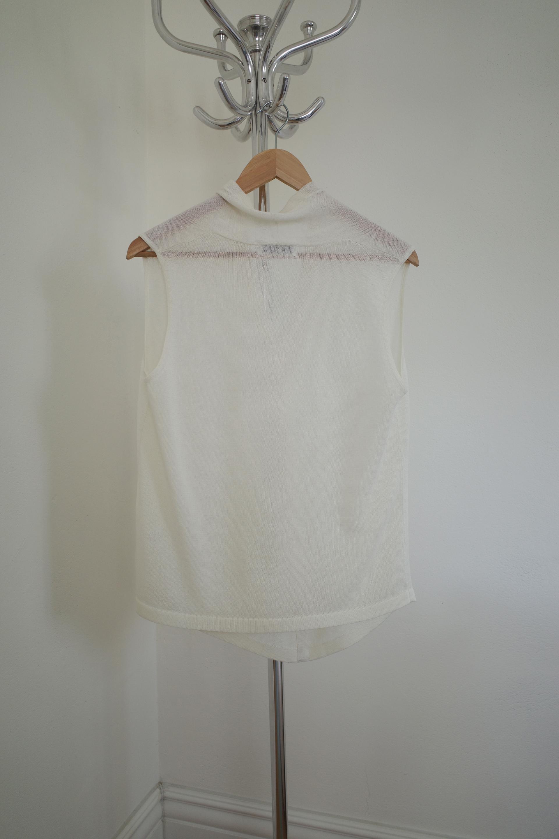 Mute knit top