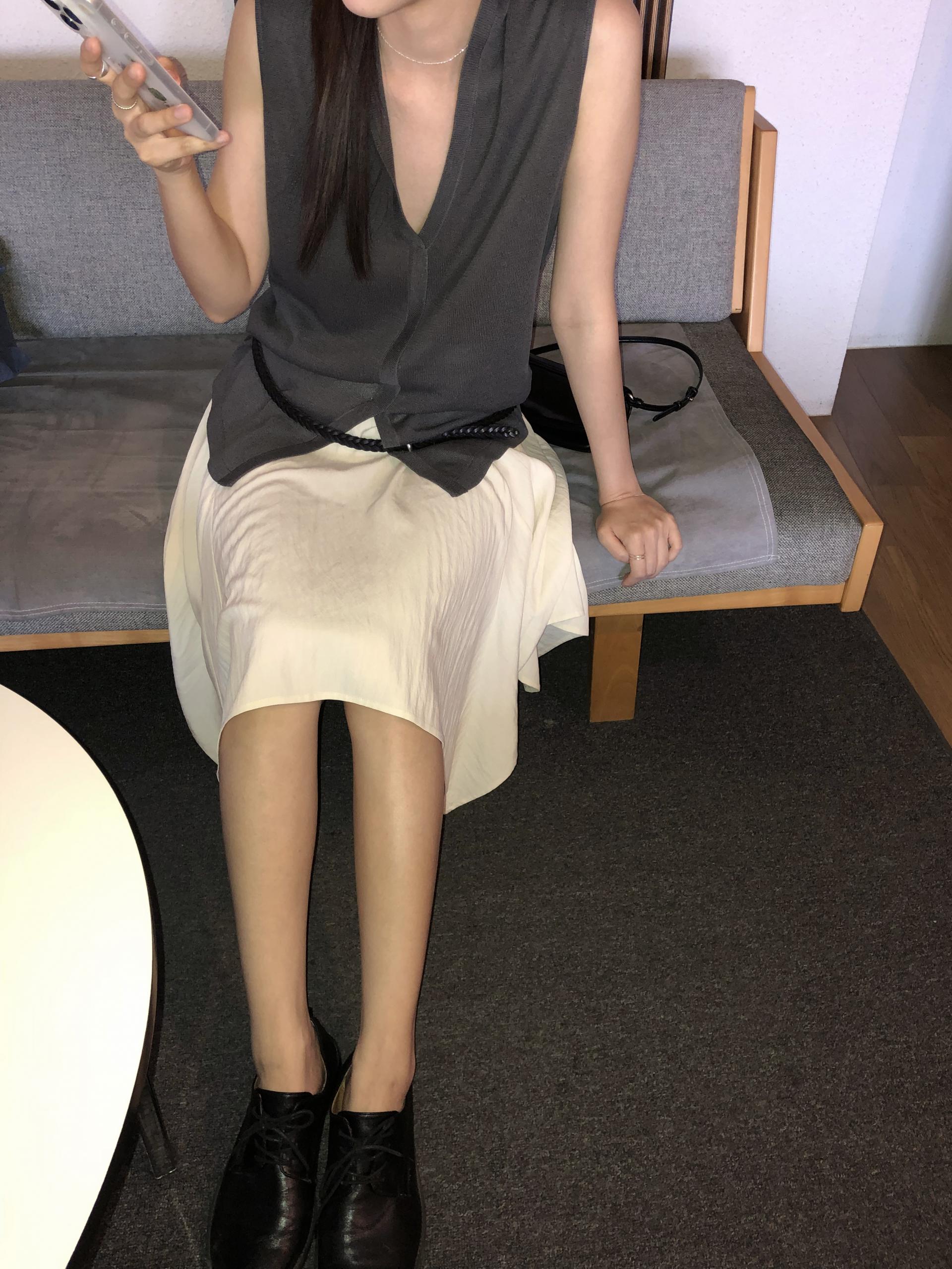 Slim twist belt