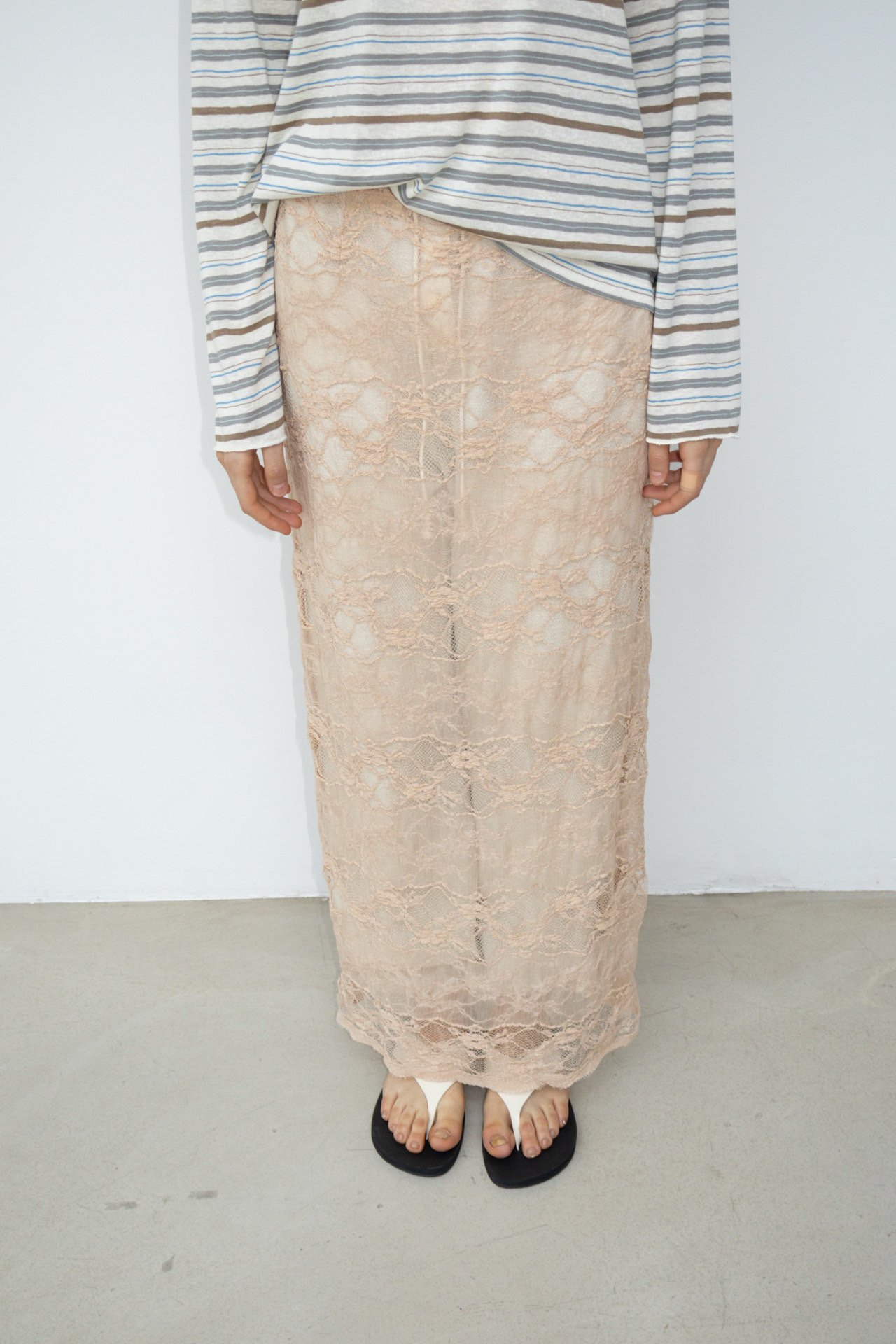 Lottie lace skirt