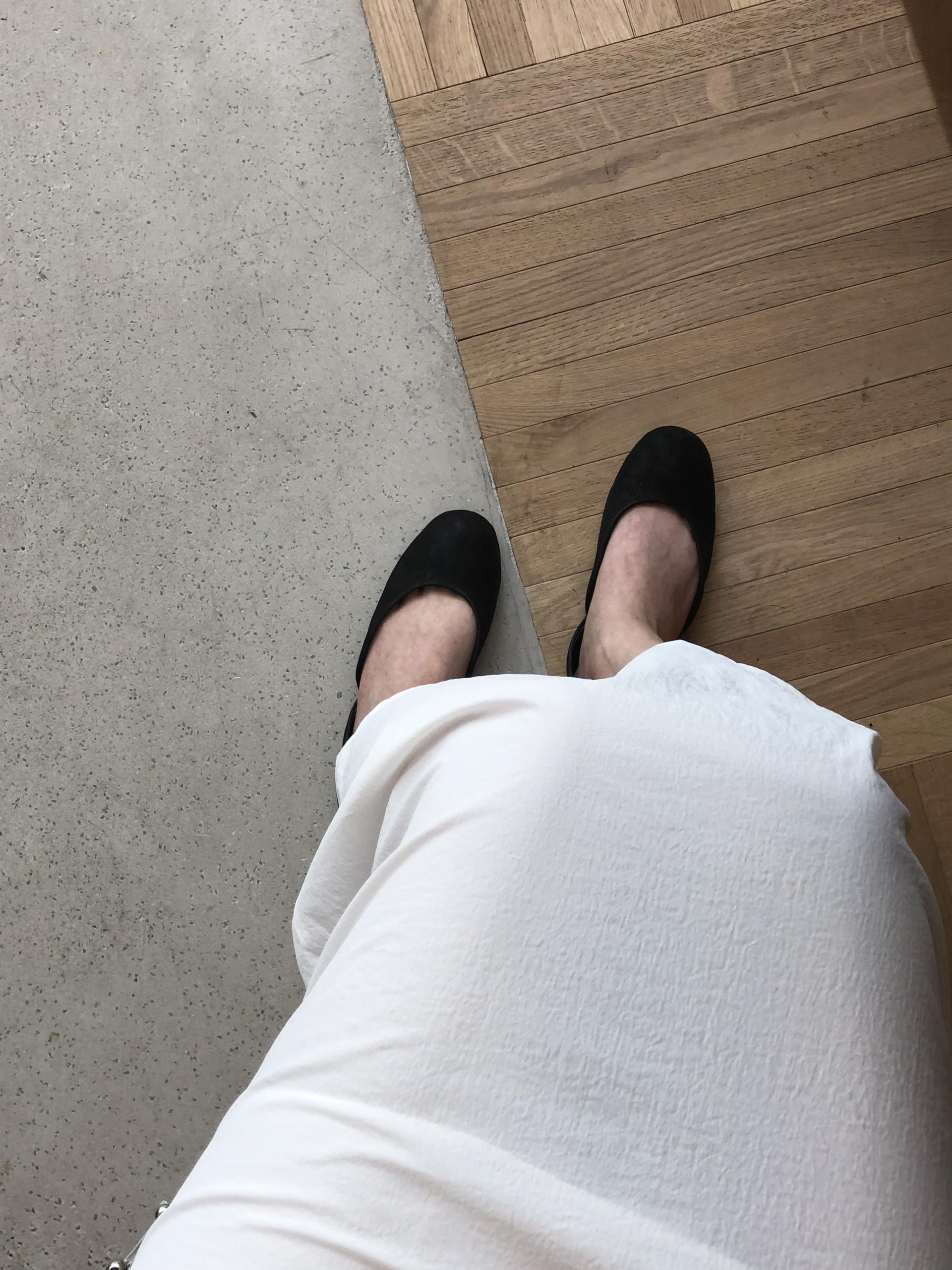 Bird flat shoes