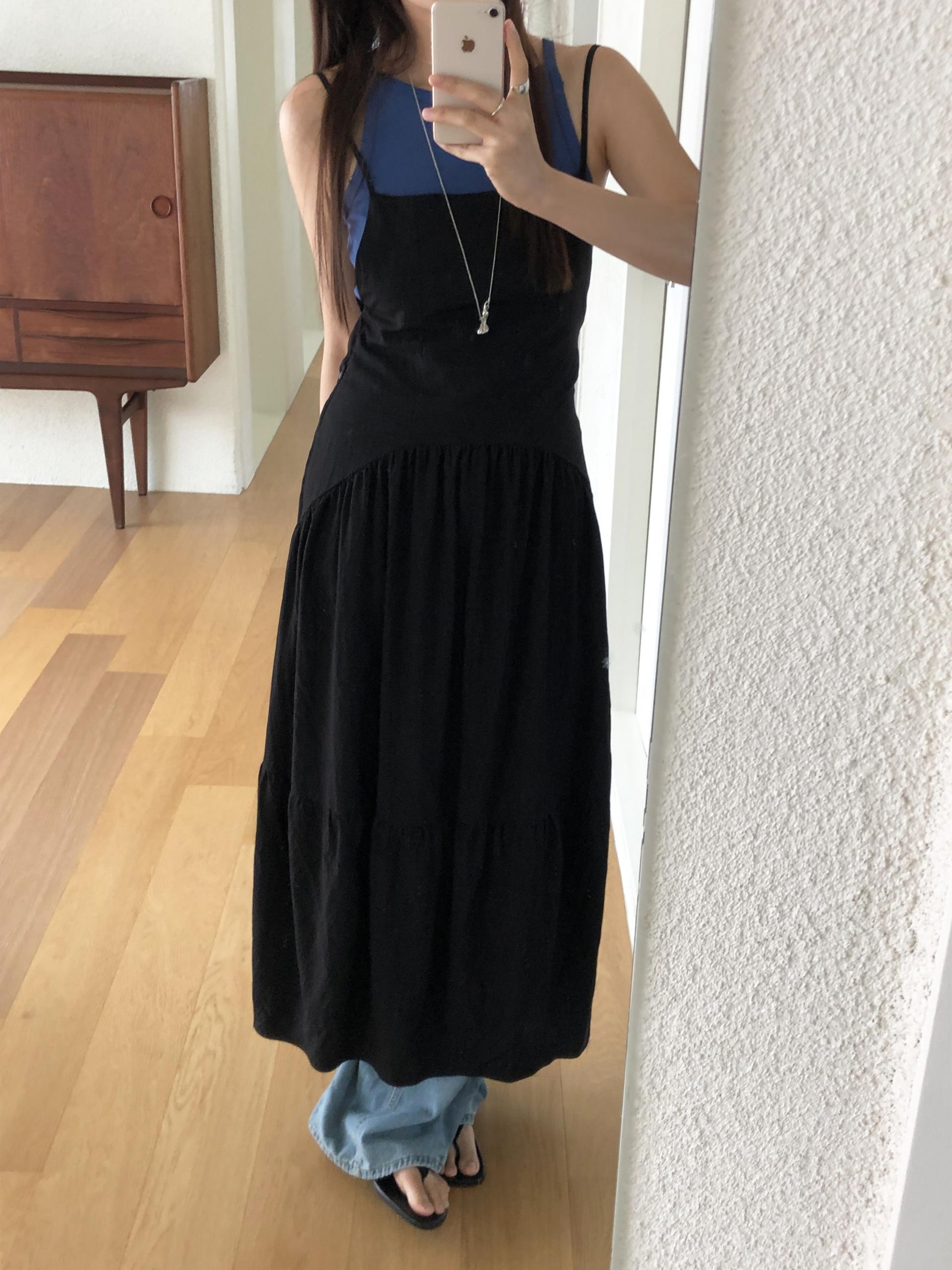 Damage sleeveless