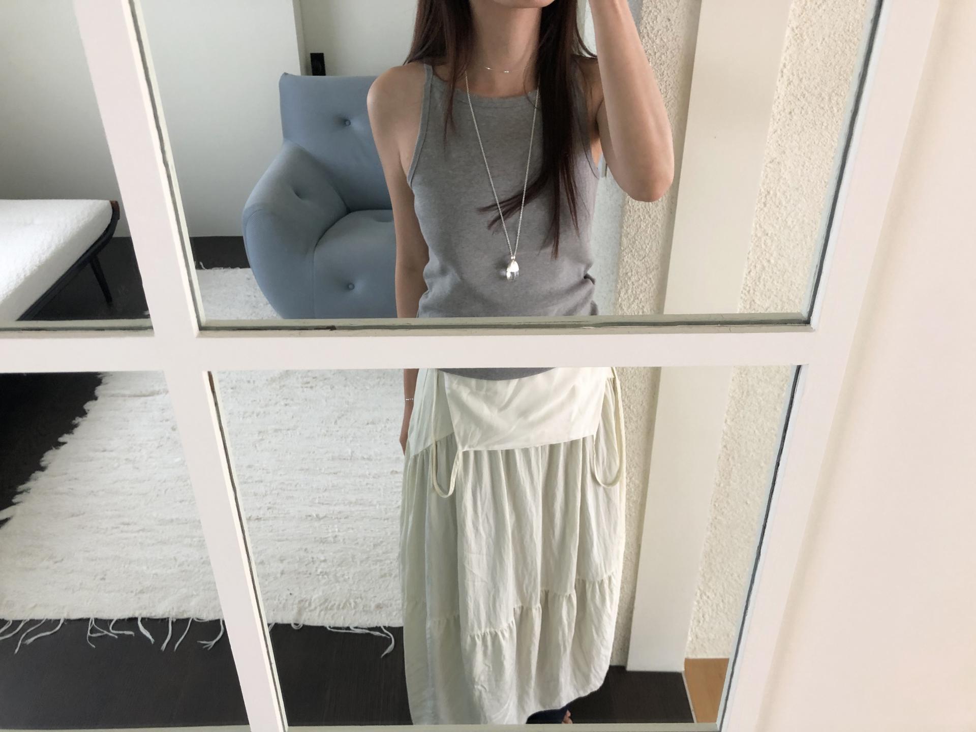 Damage sleeveless