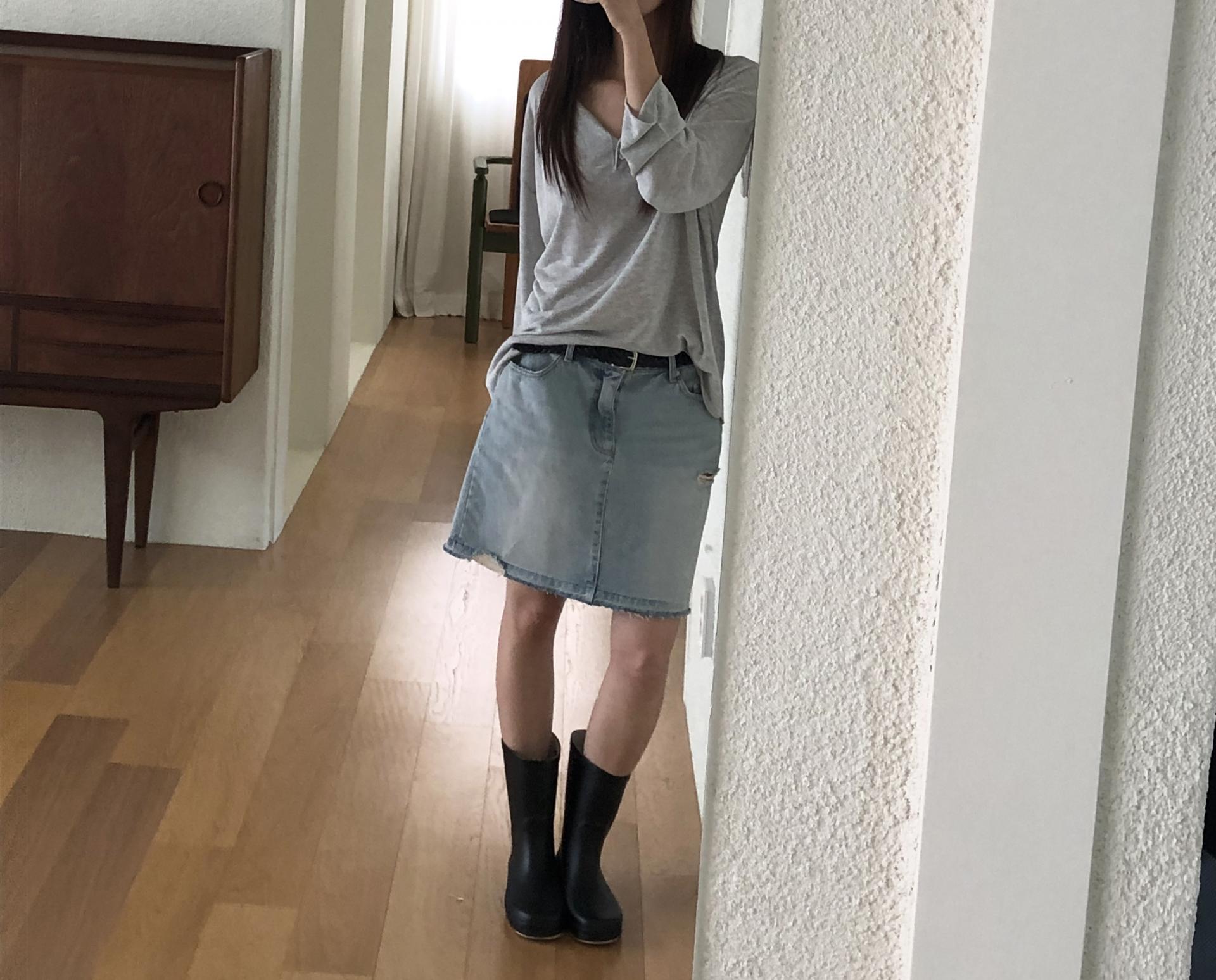 Denim midi skirt