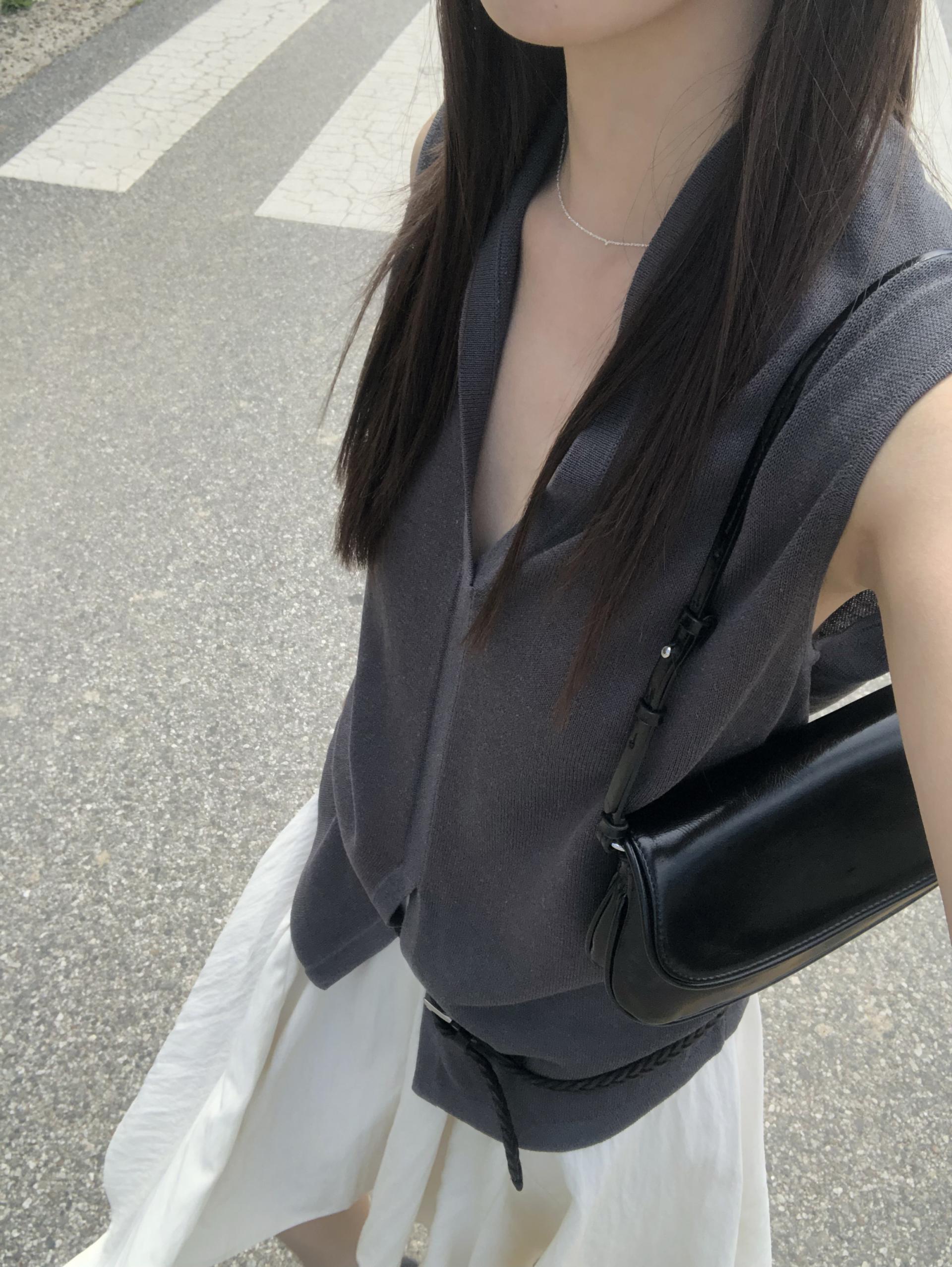 Slim twist belt