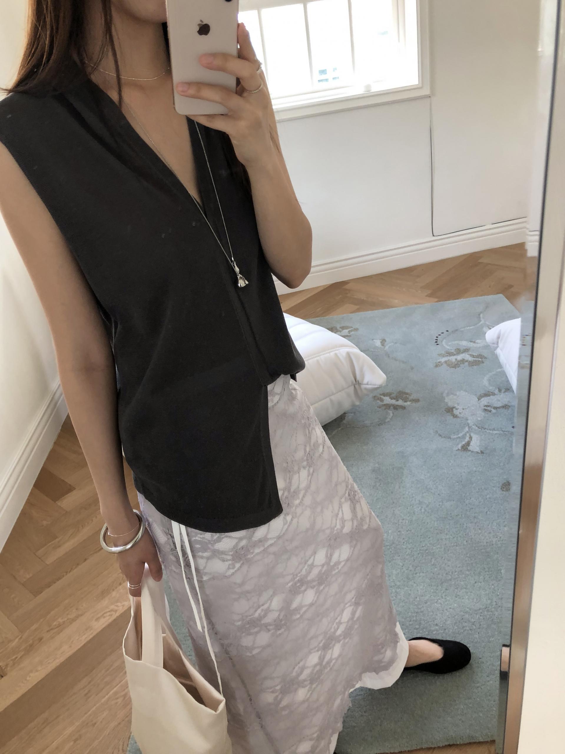 Mute knit top