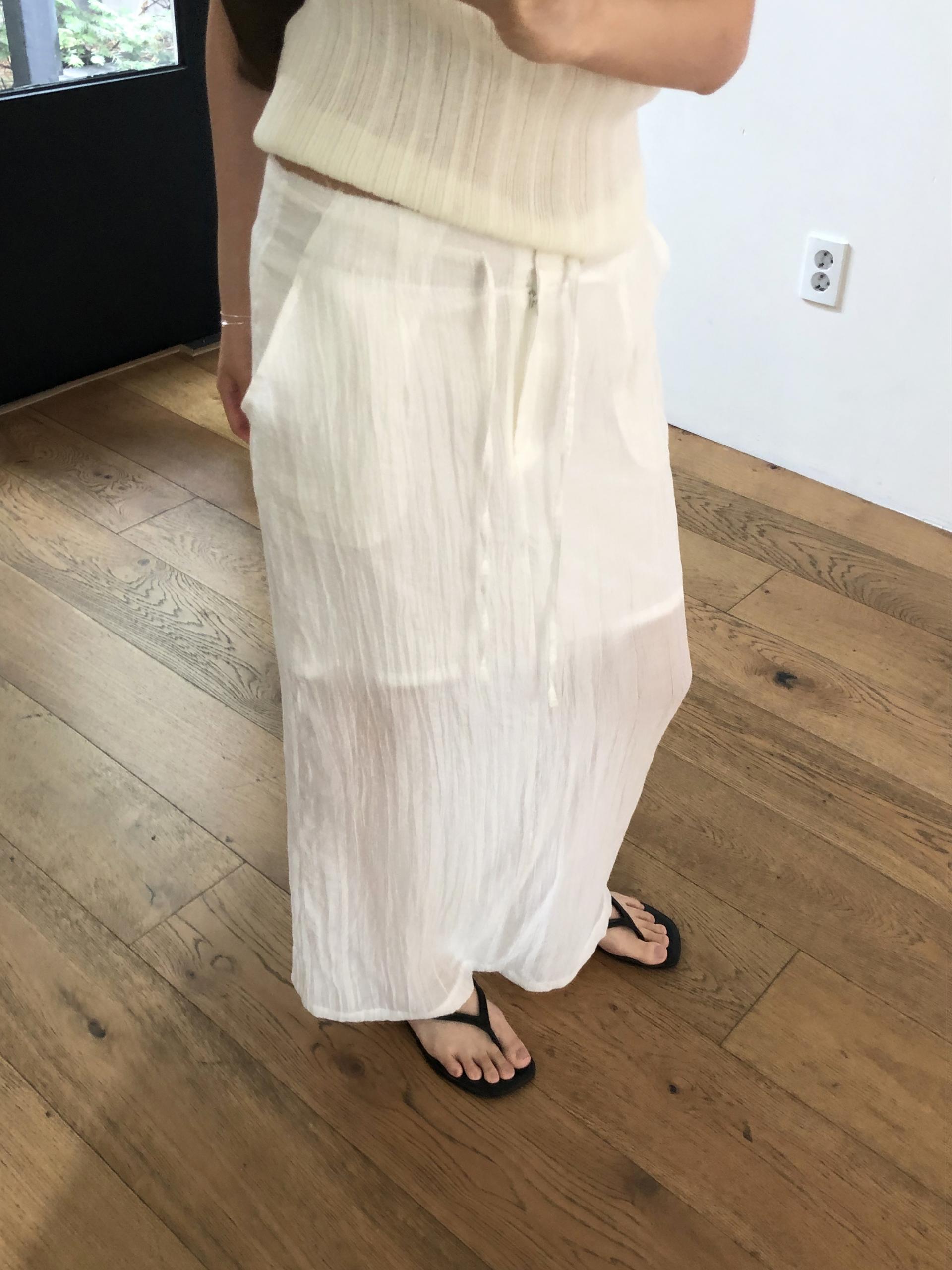 Veil wrinkle skirt