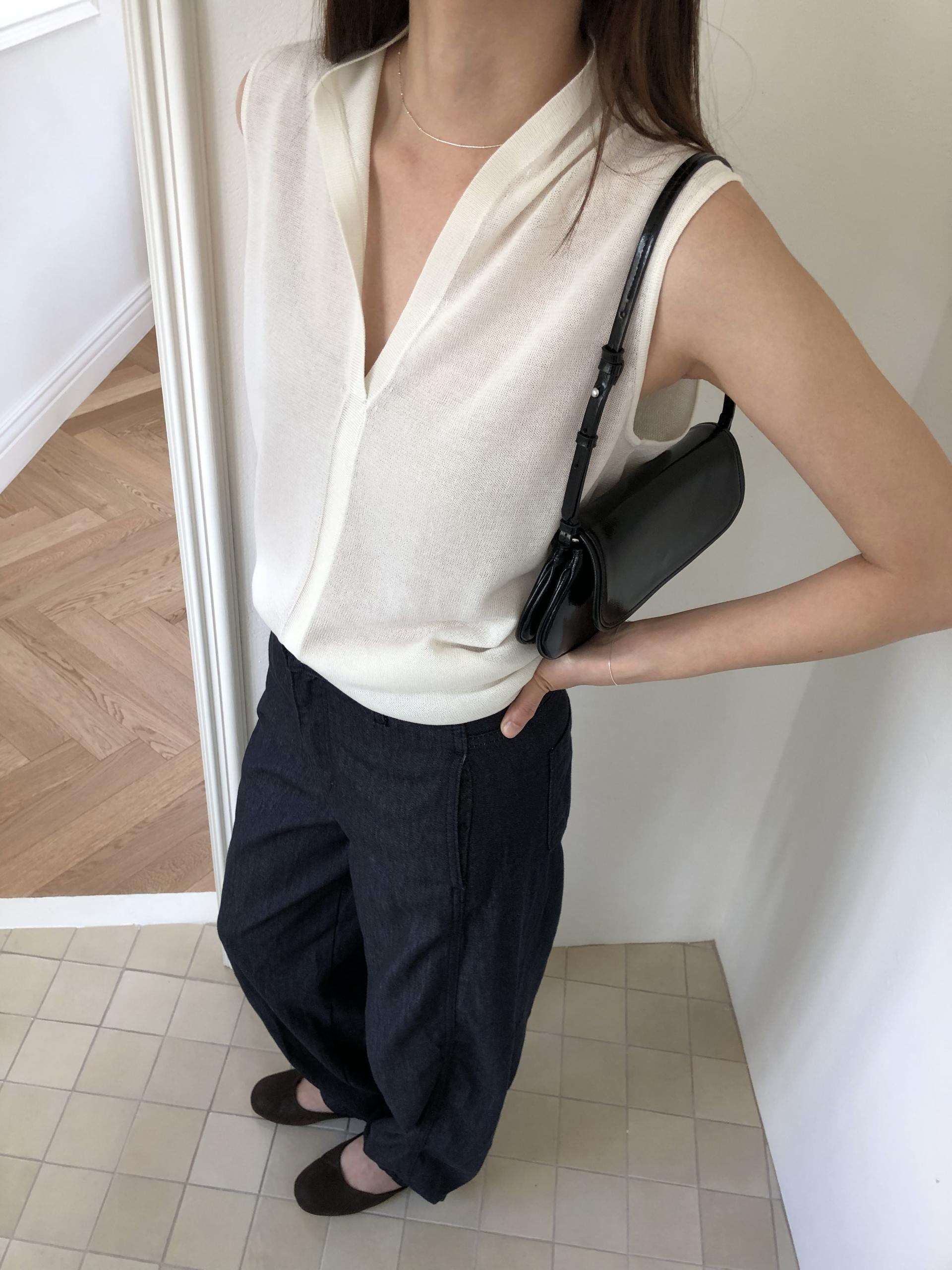 Mute knit top