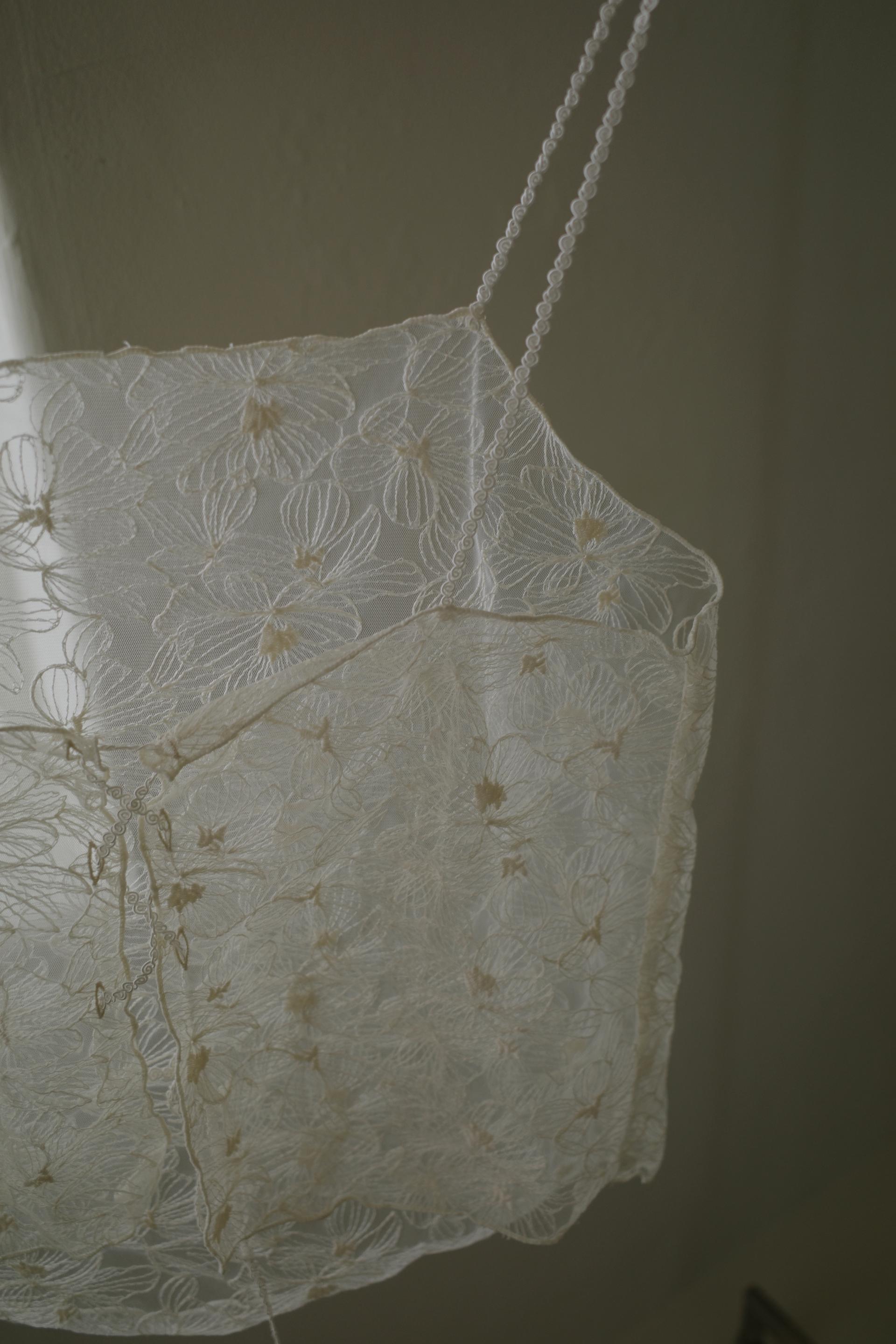 Flora layered top