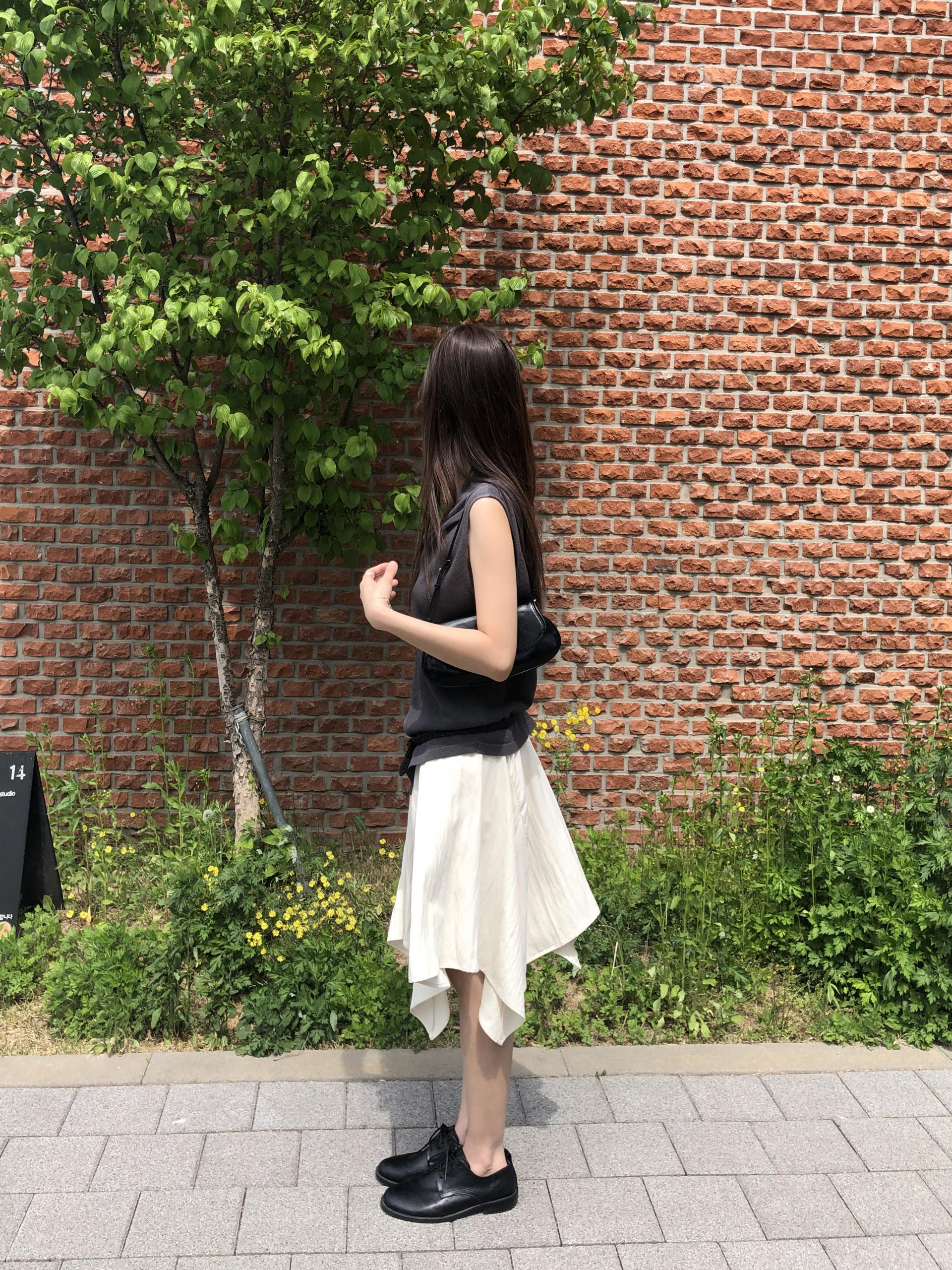 Slim twist belt