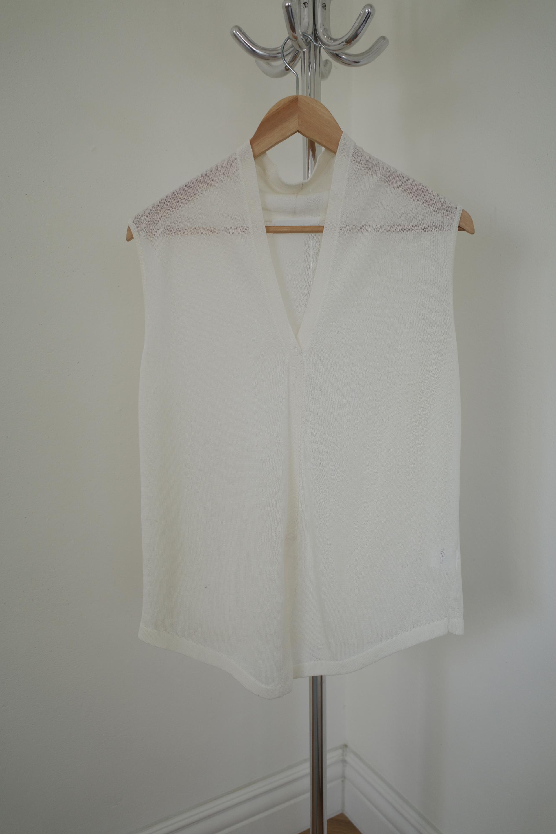 Mute knit top