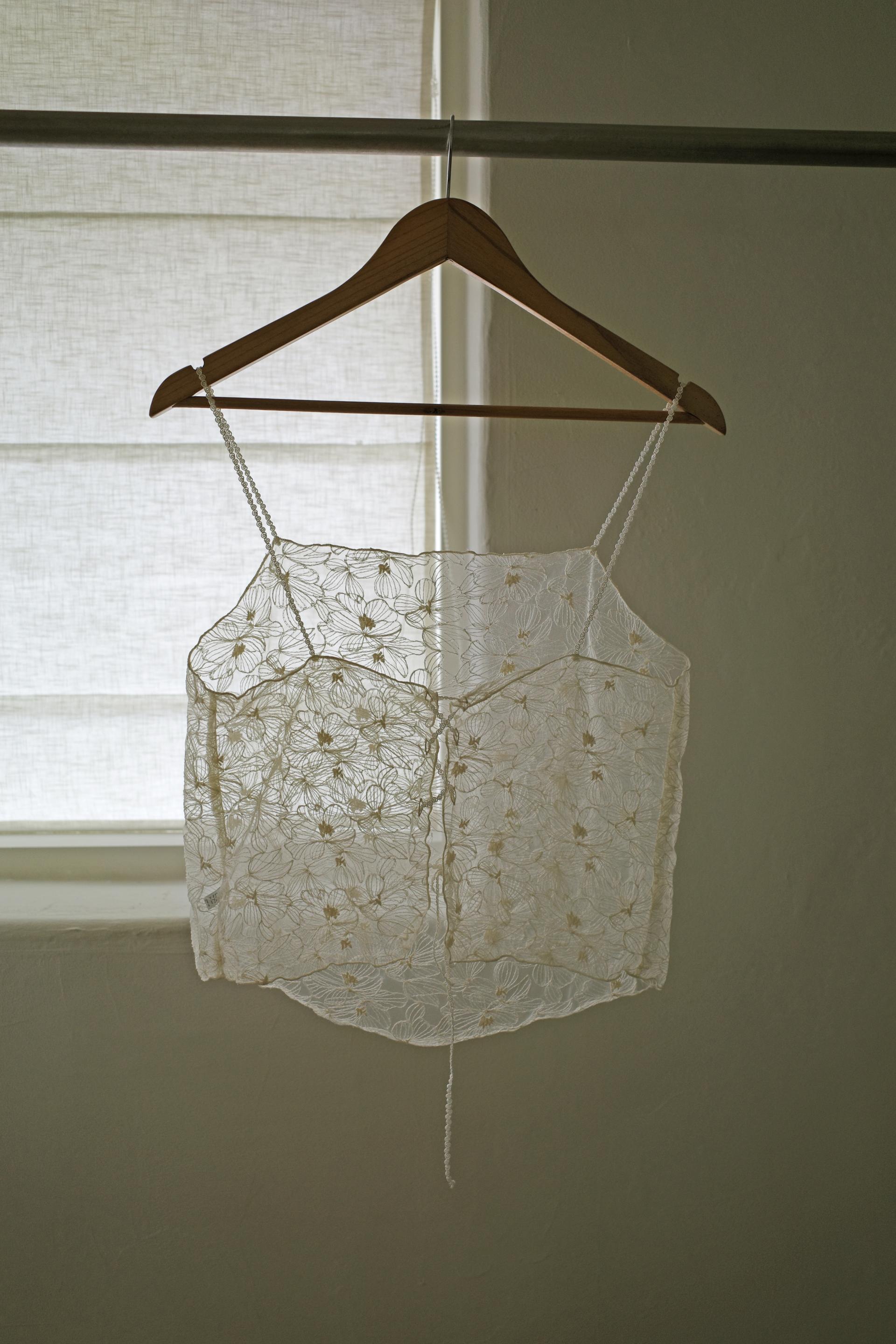 Flora layered top