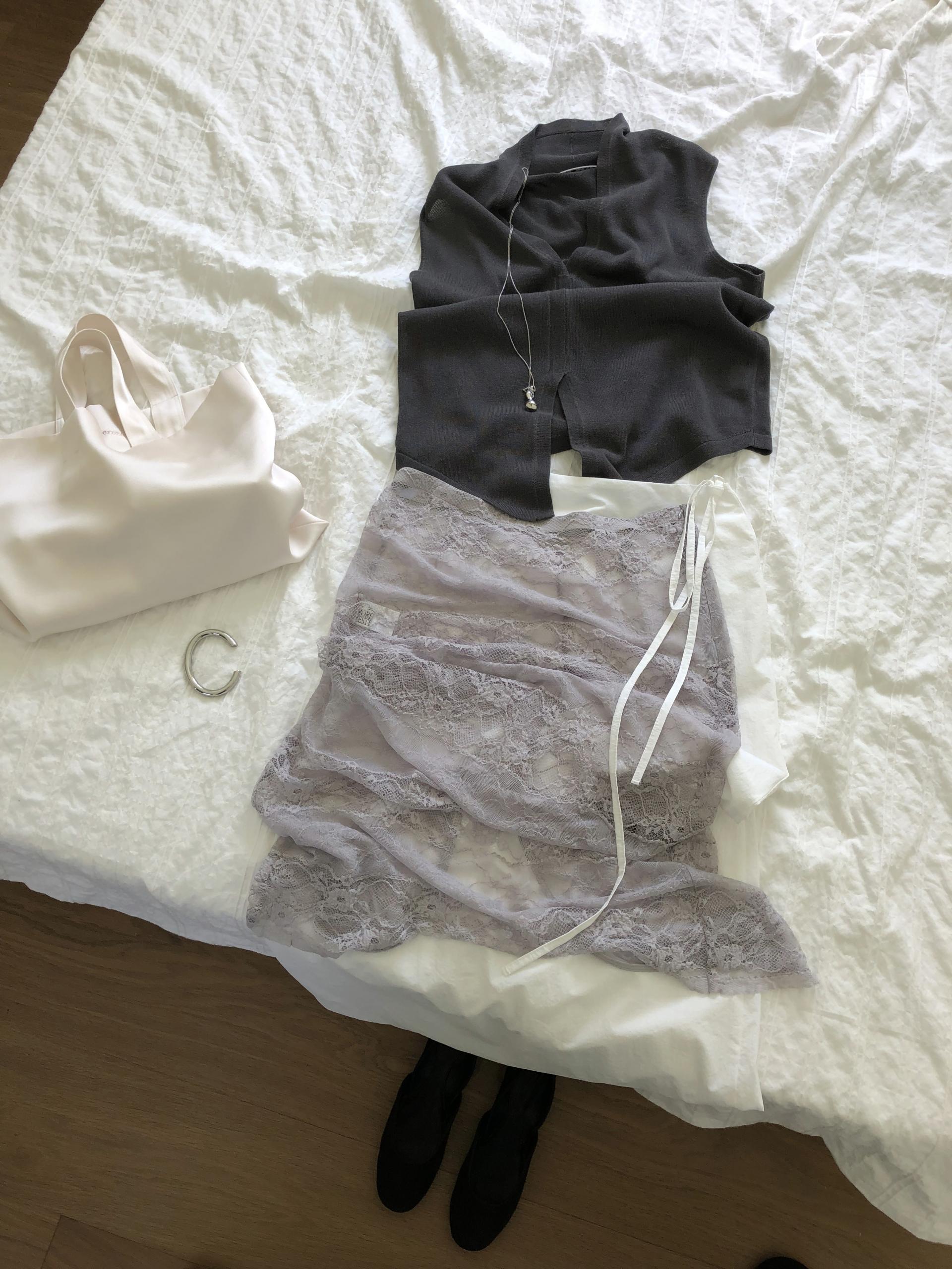Lottie lace skirt