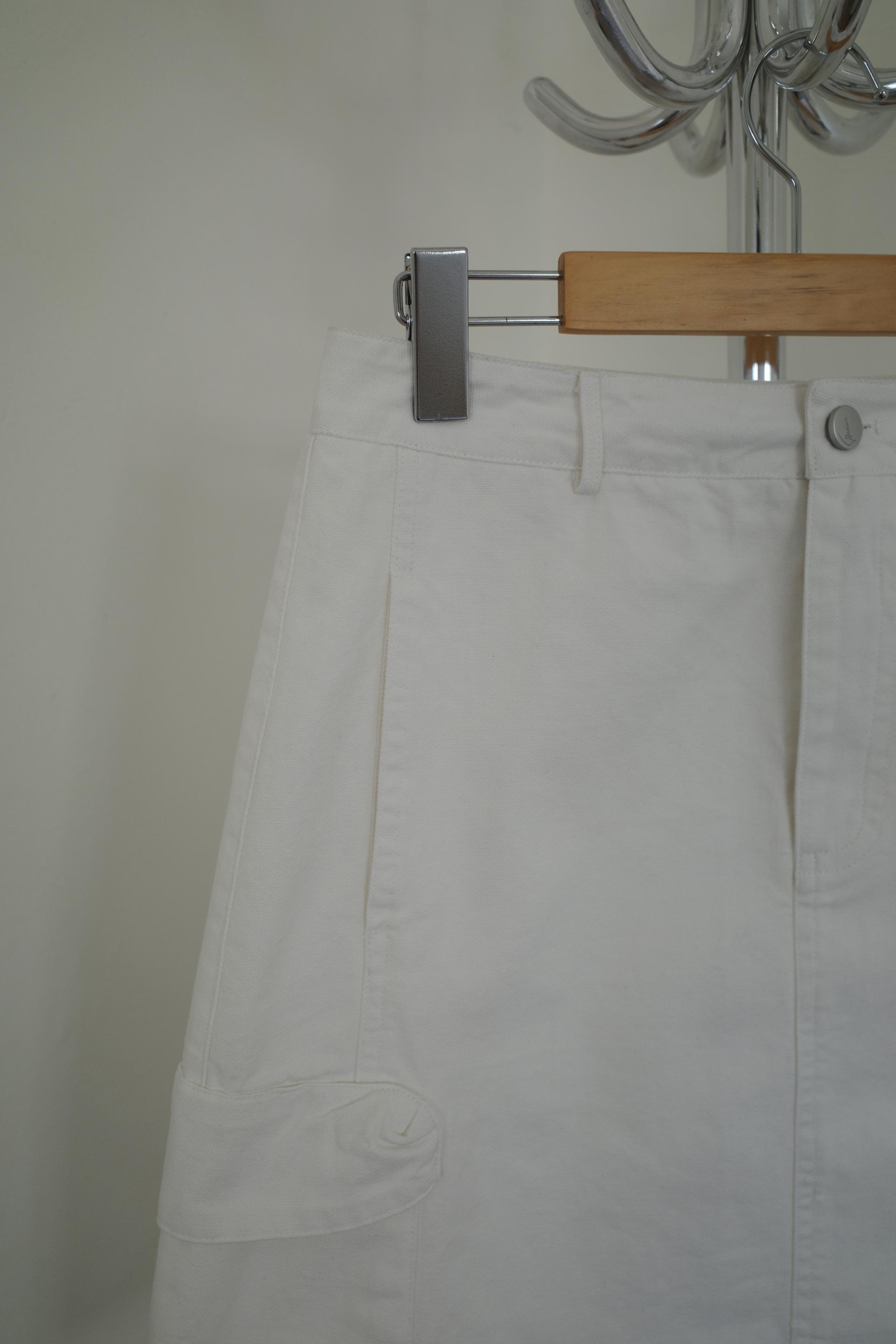 Cargo half skirt