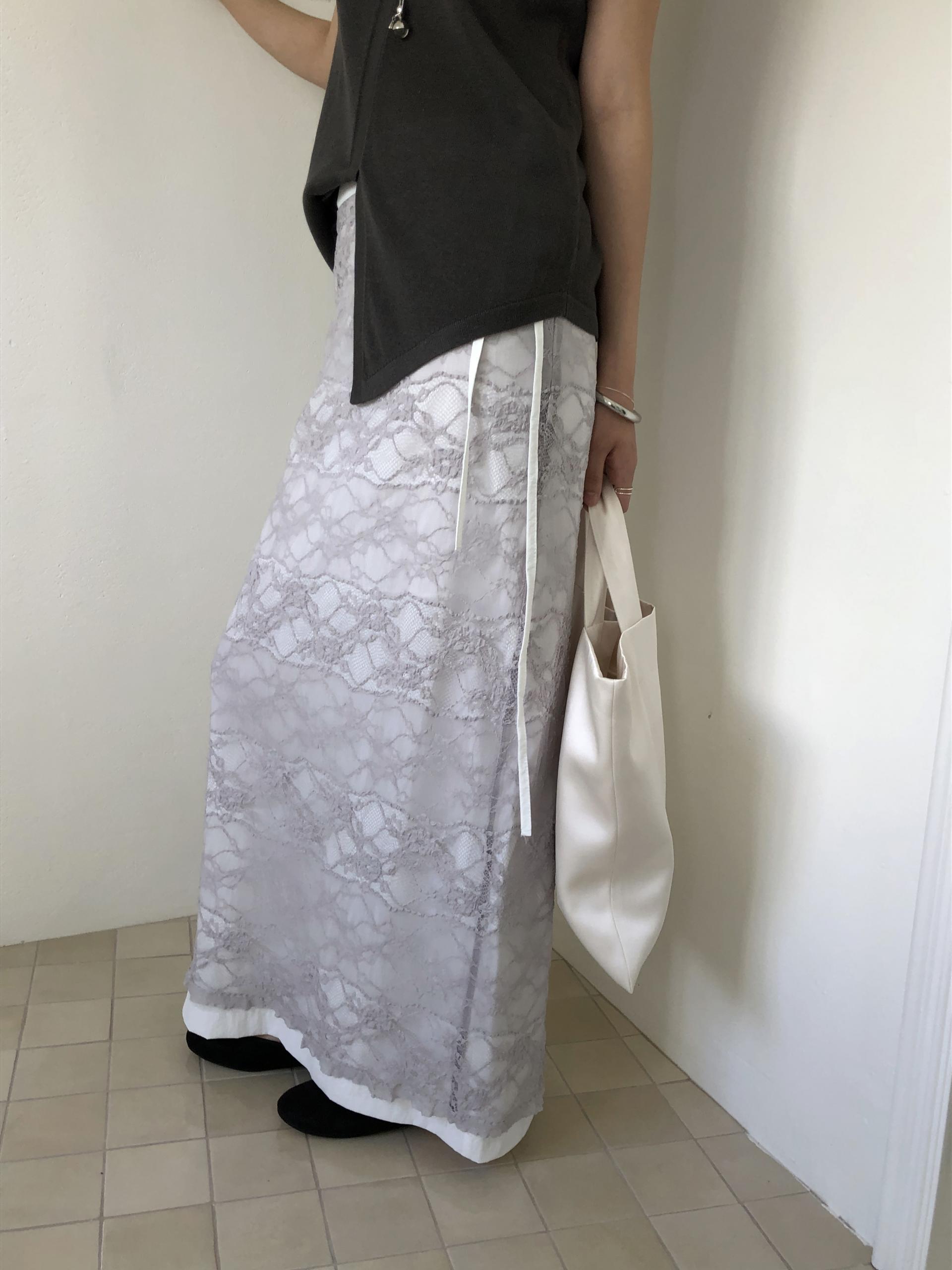 Lottie lace skirt