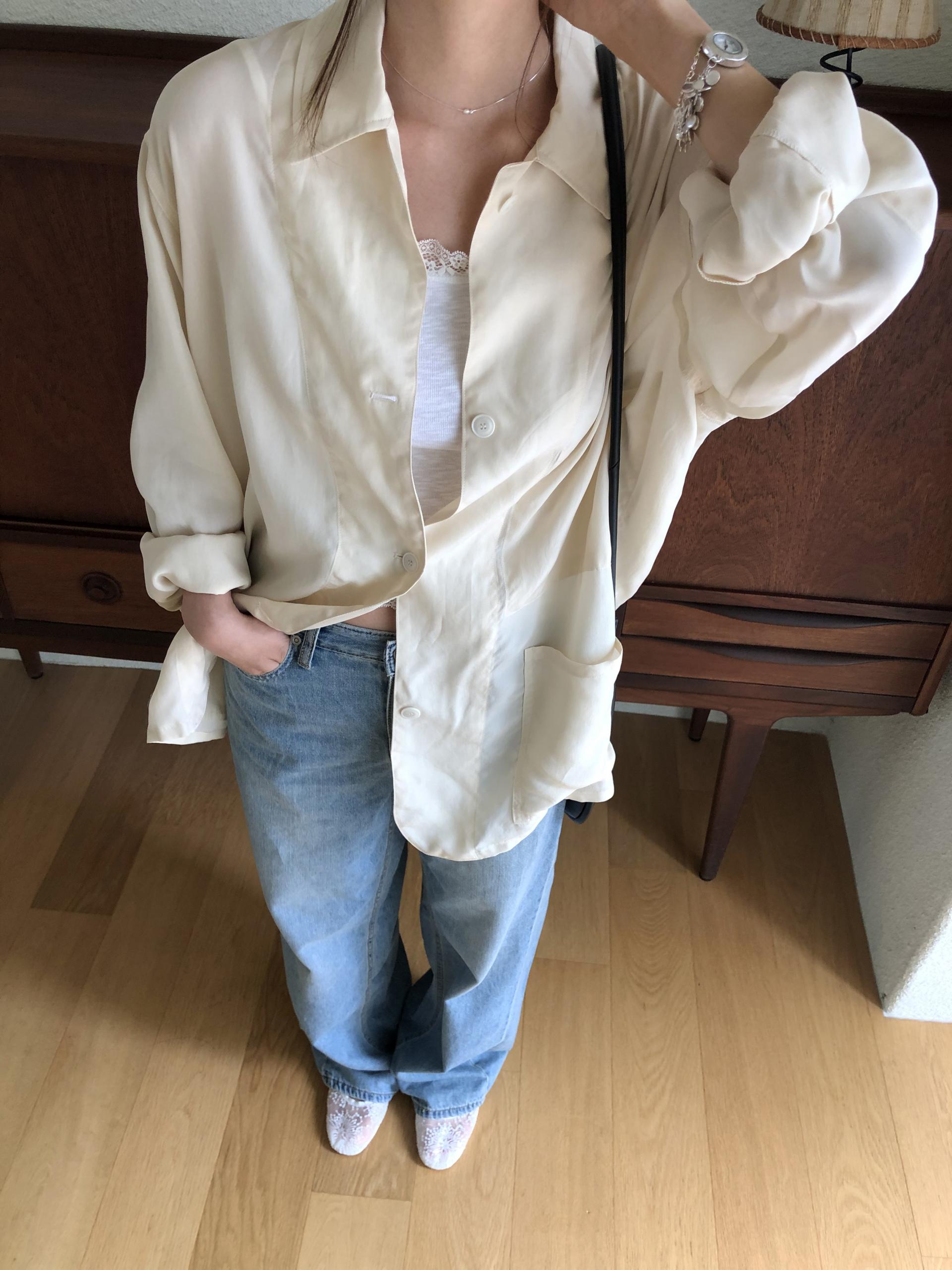 Verso jacket
