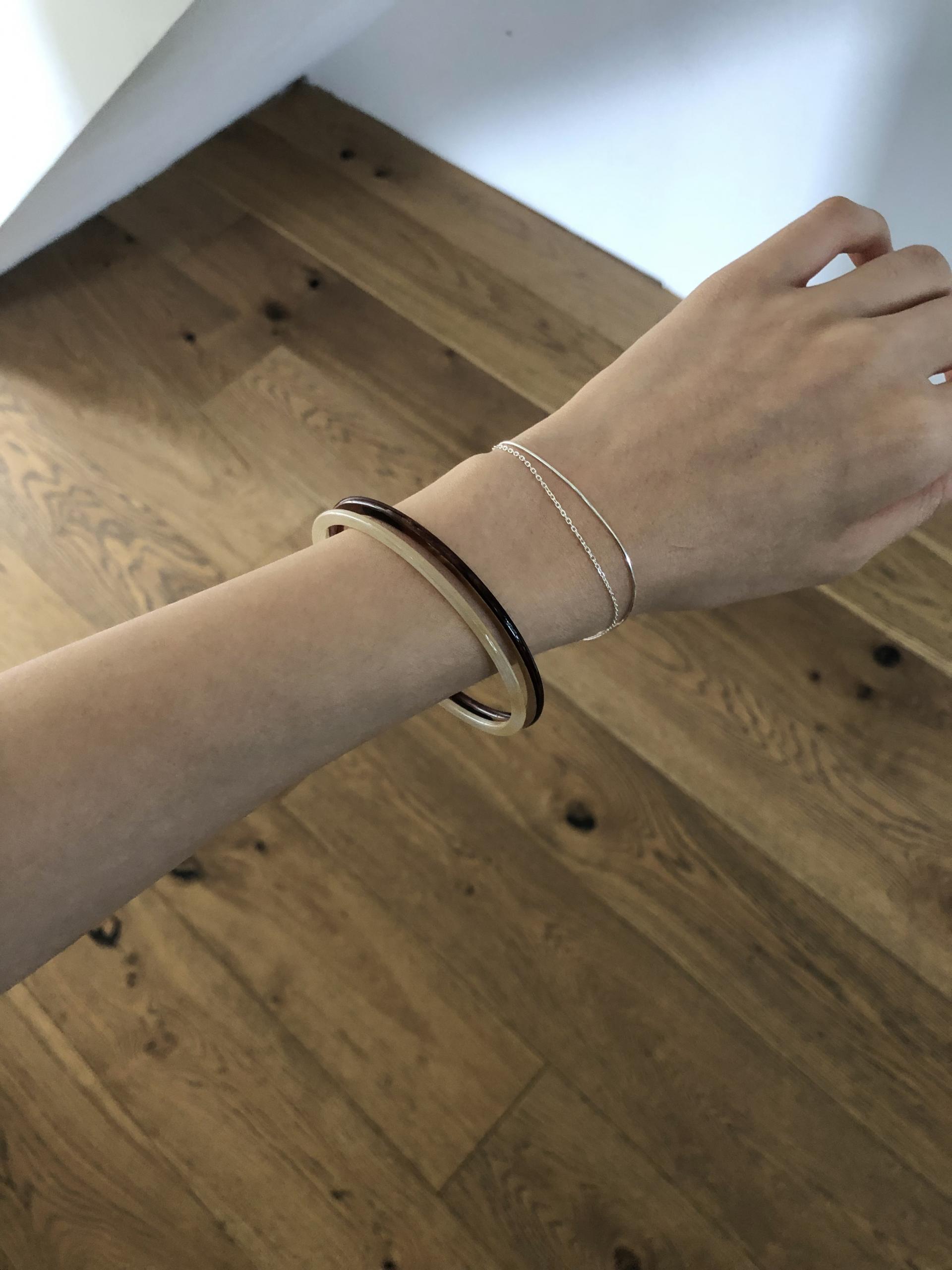 Marron bangle