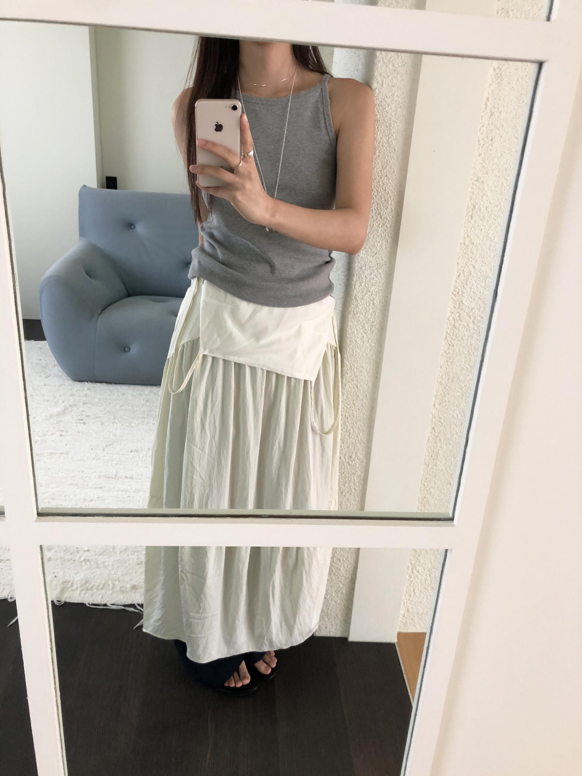 Damage sleeveless