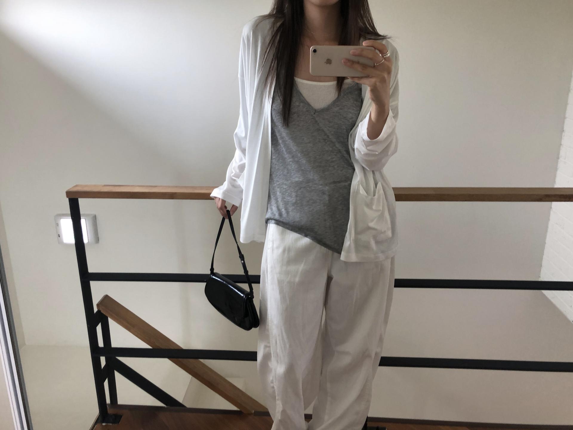 Base sleeveless