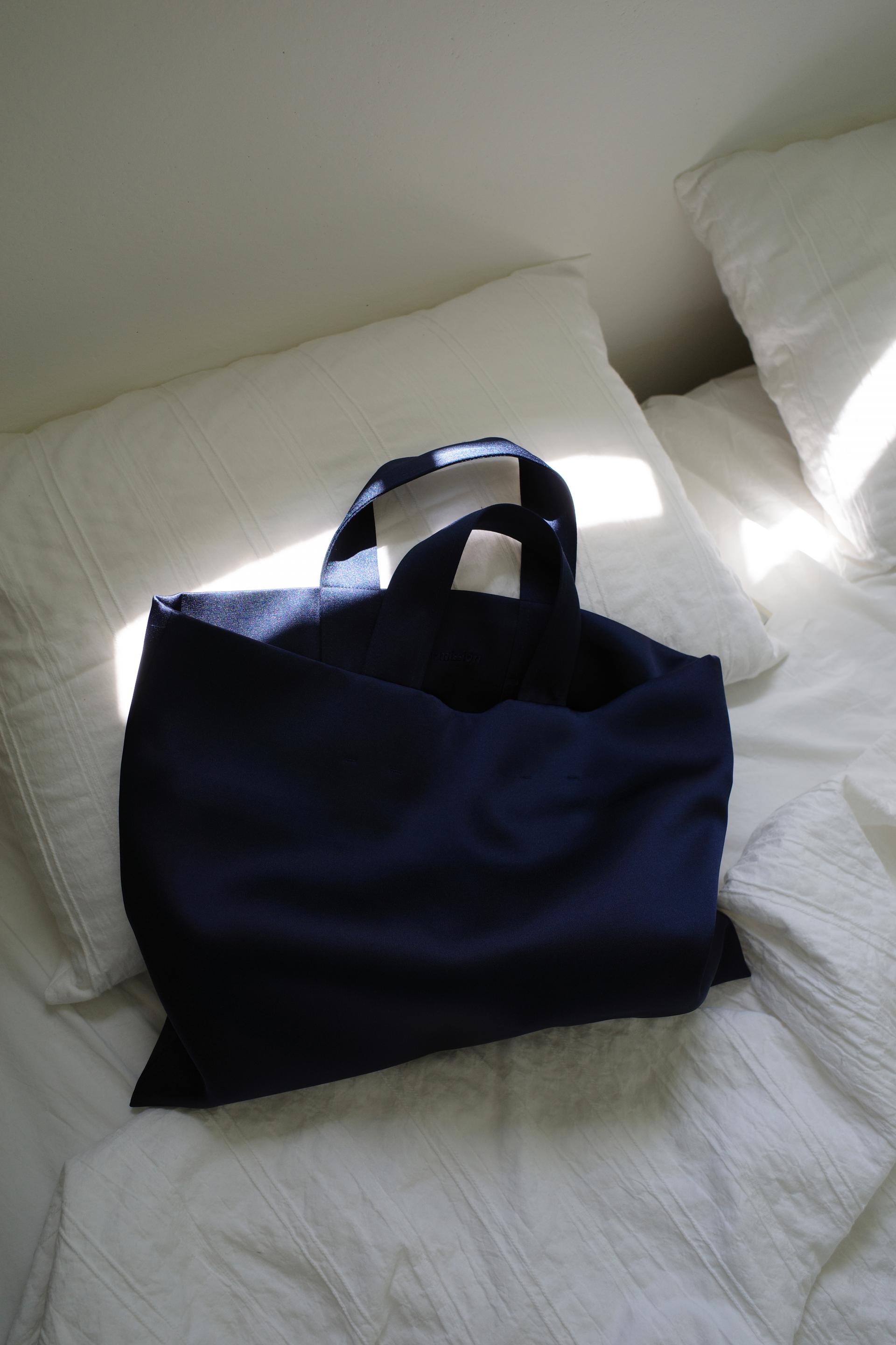 Satin tote bag