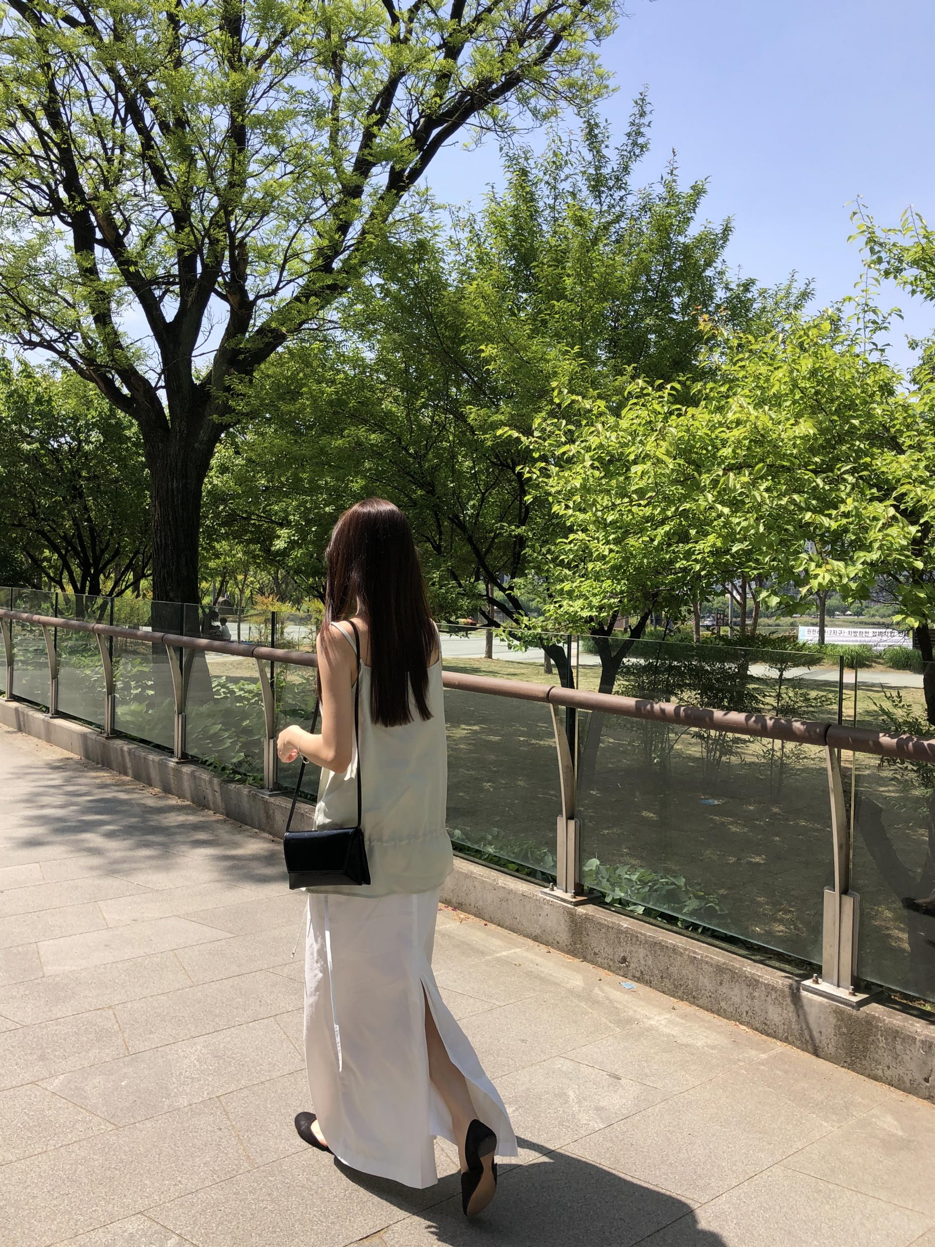 Air maxi skirt