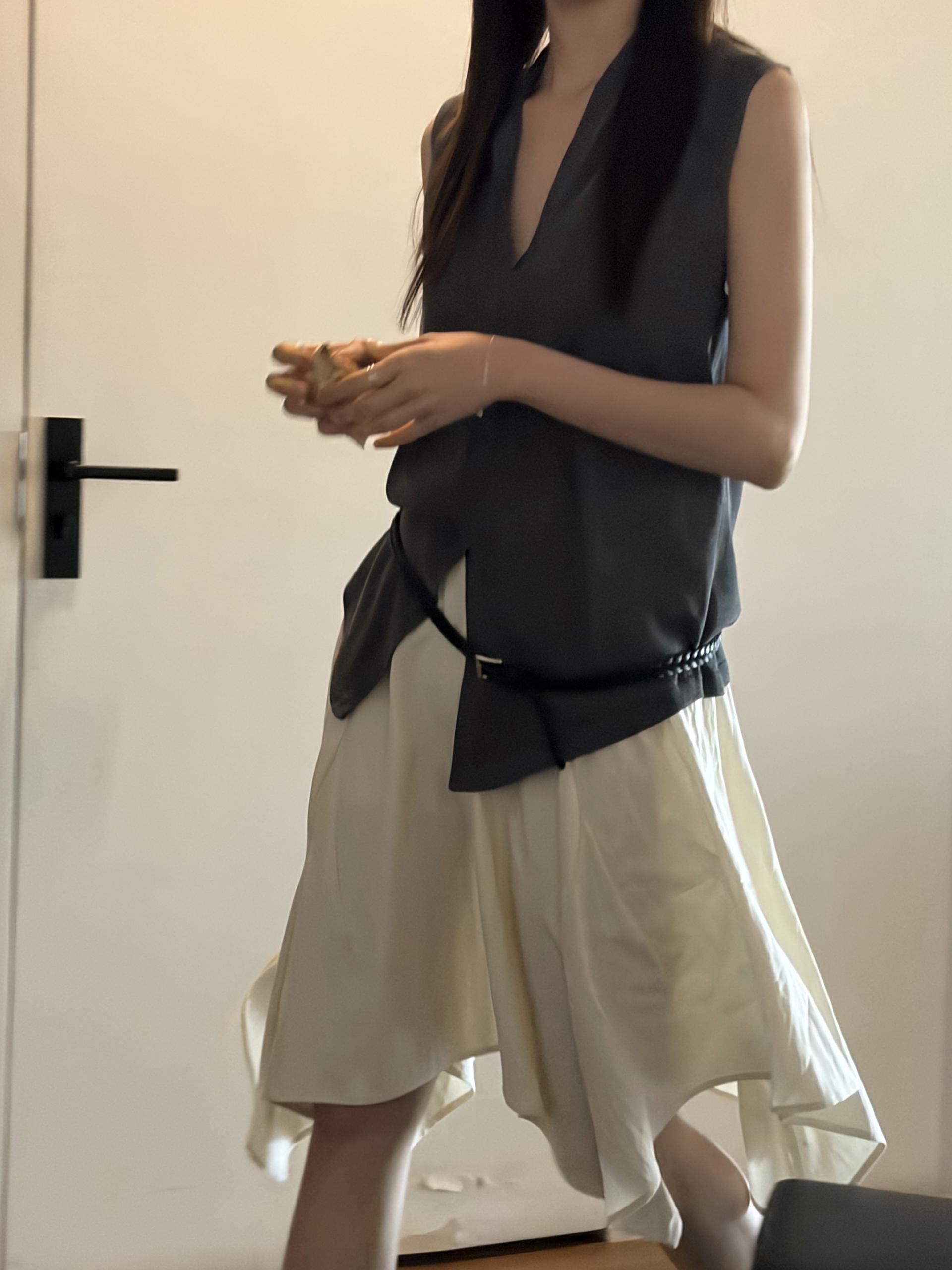 Slim twist belt