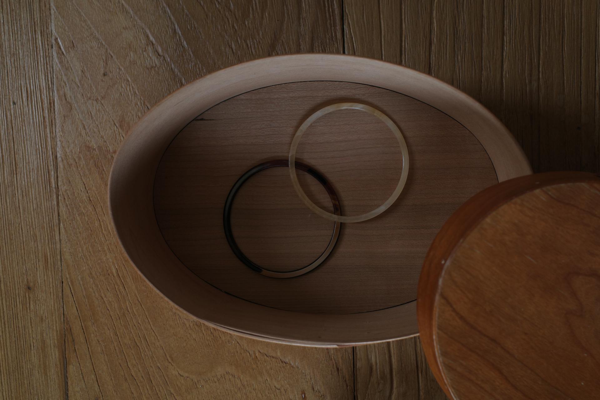 Marron bangle