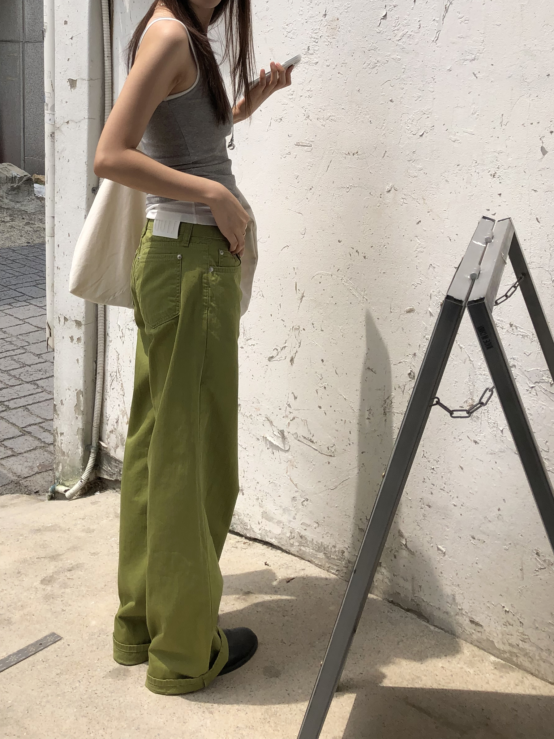 Base sleeveless