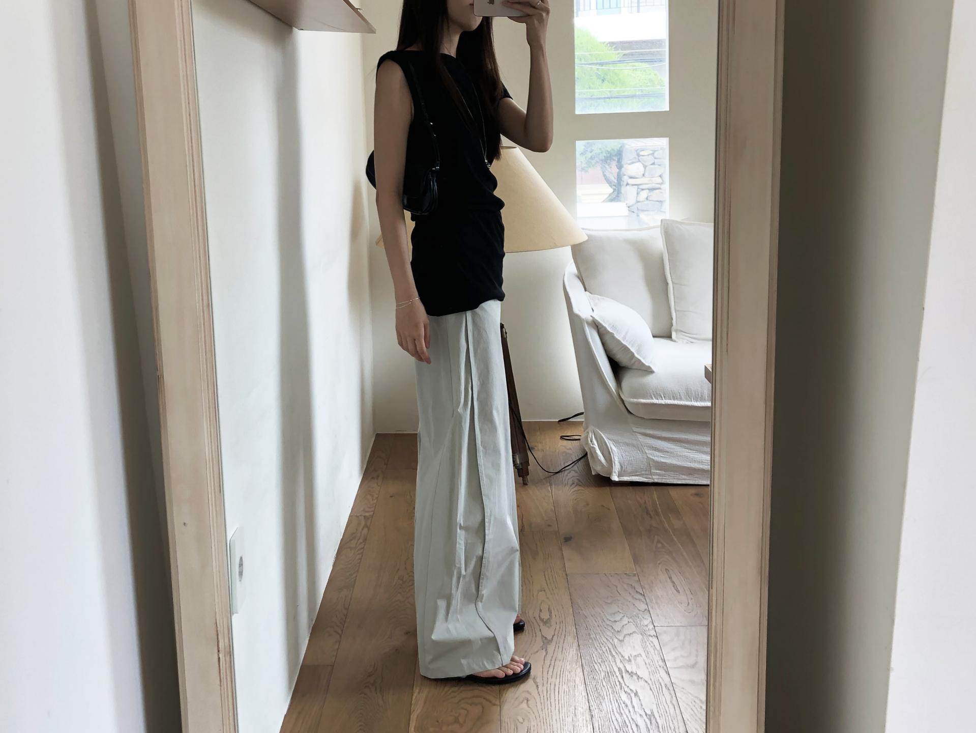 Long unbalanced top