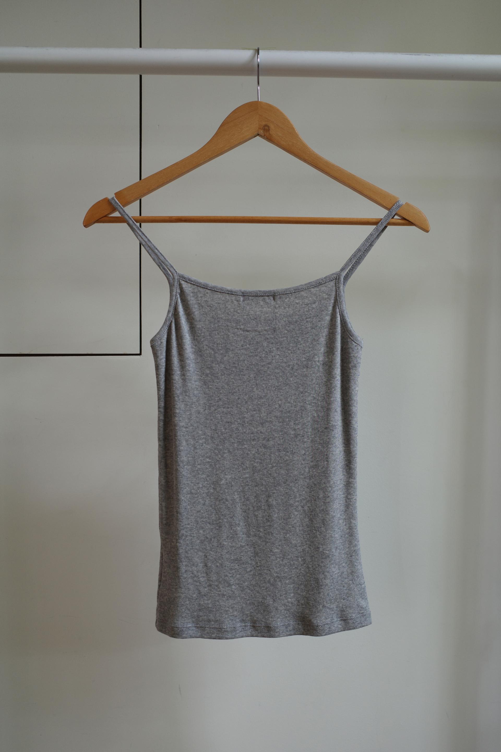 Base sleeveless