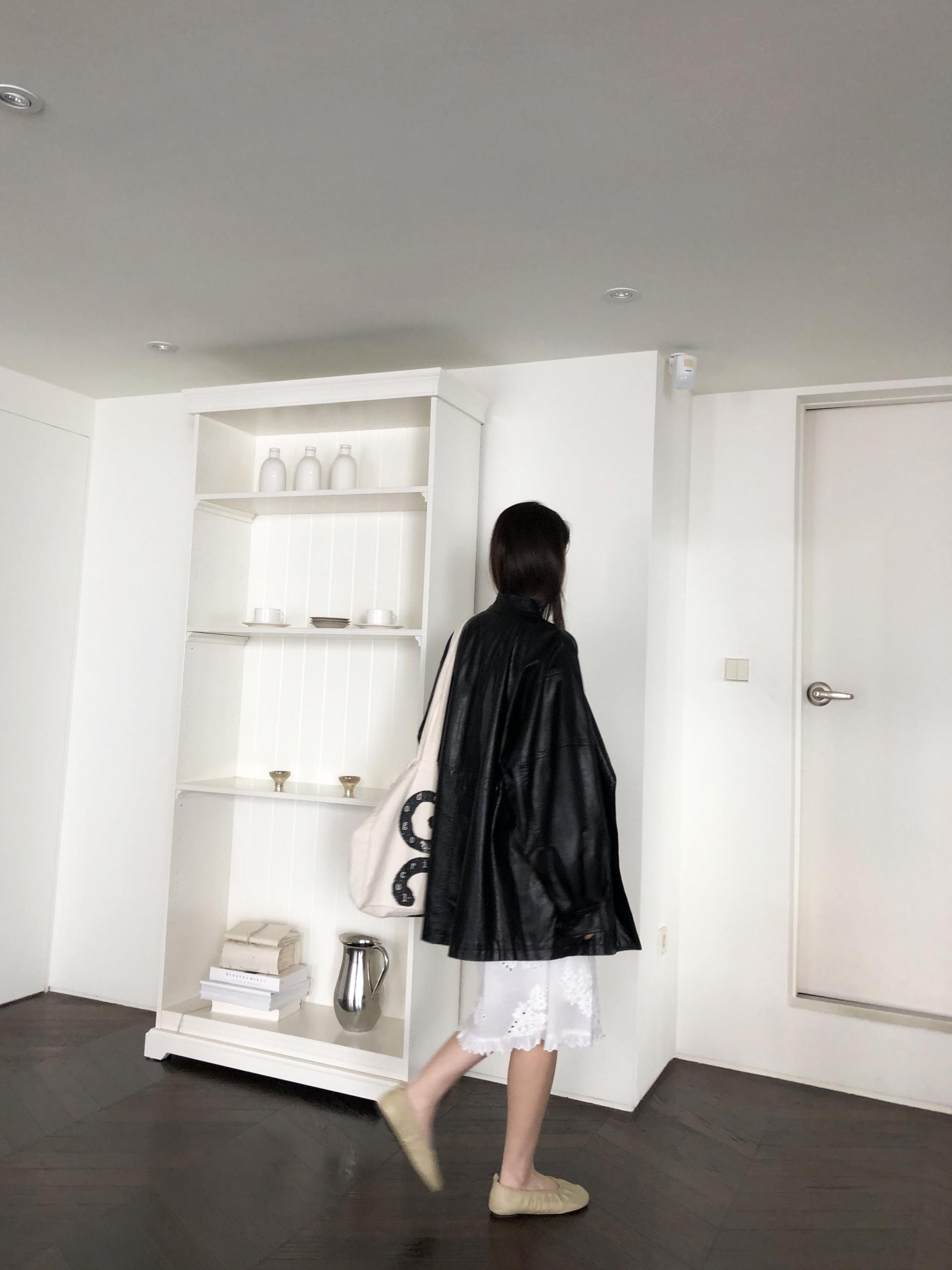 Leather half trench coat ( black )