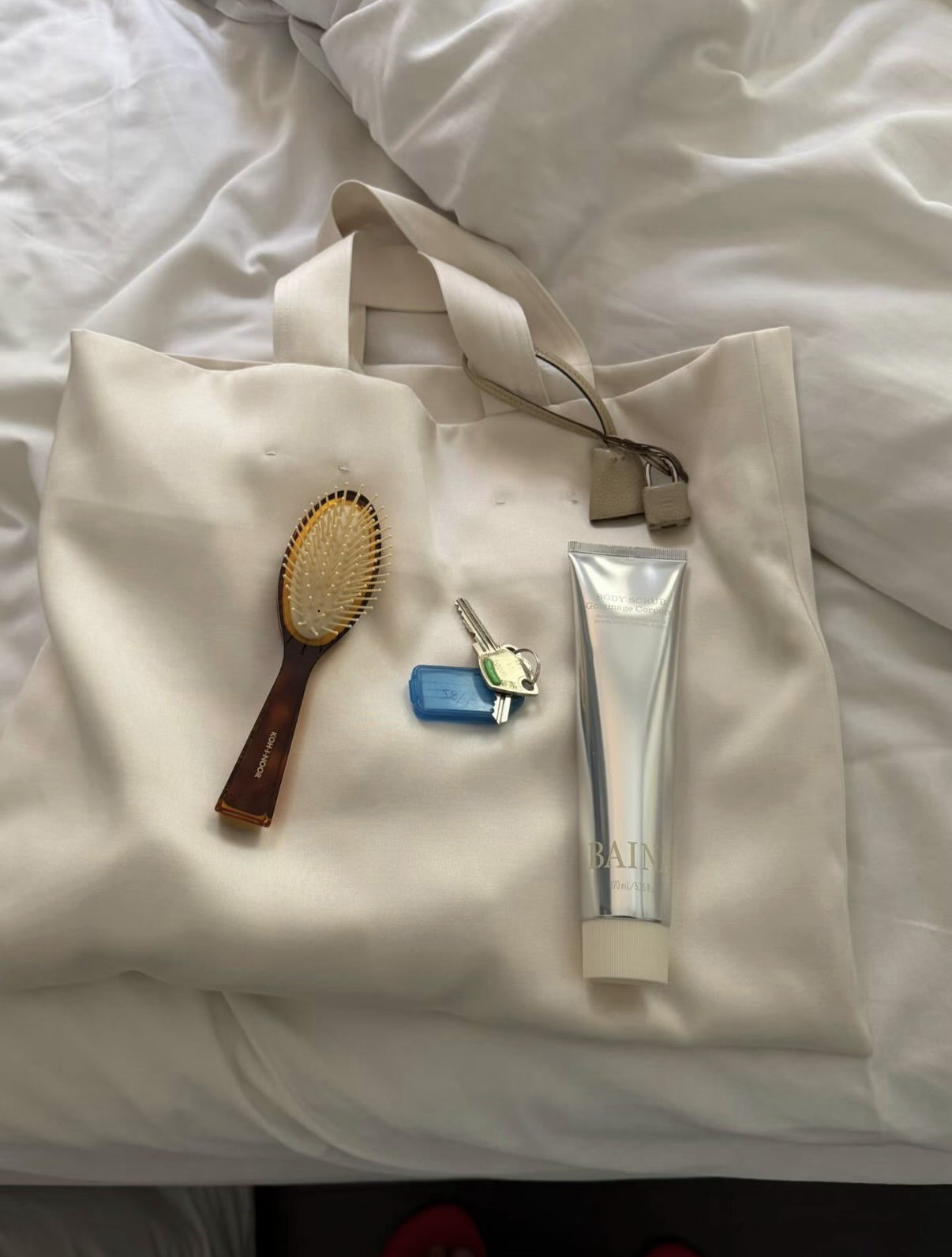 Satin tote bag