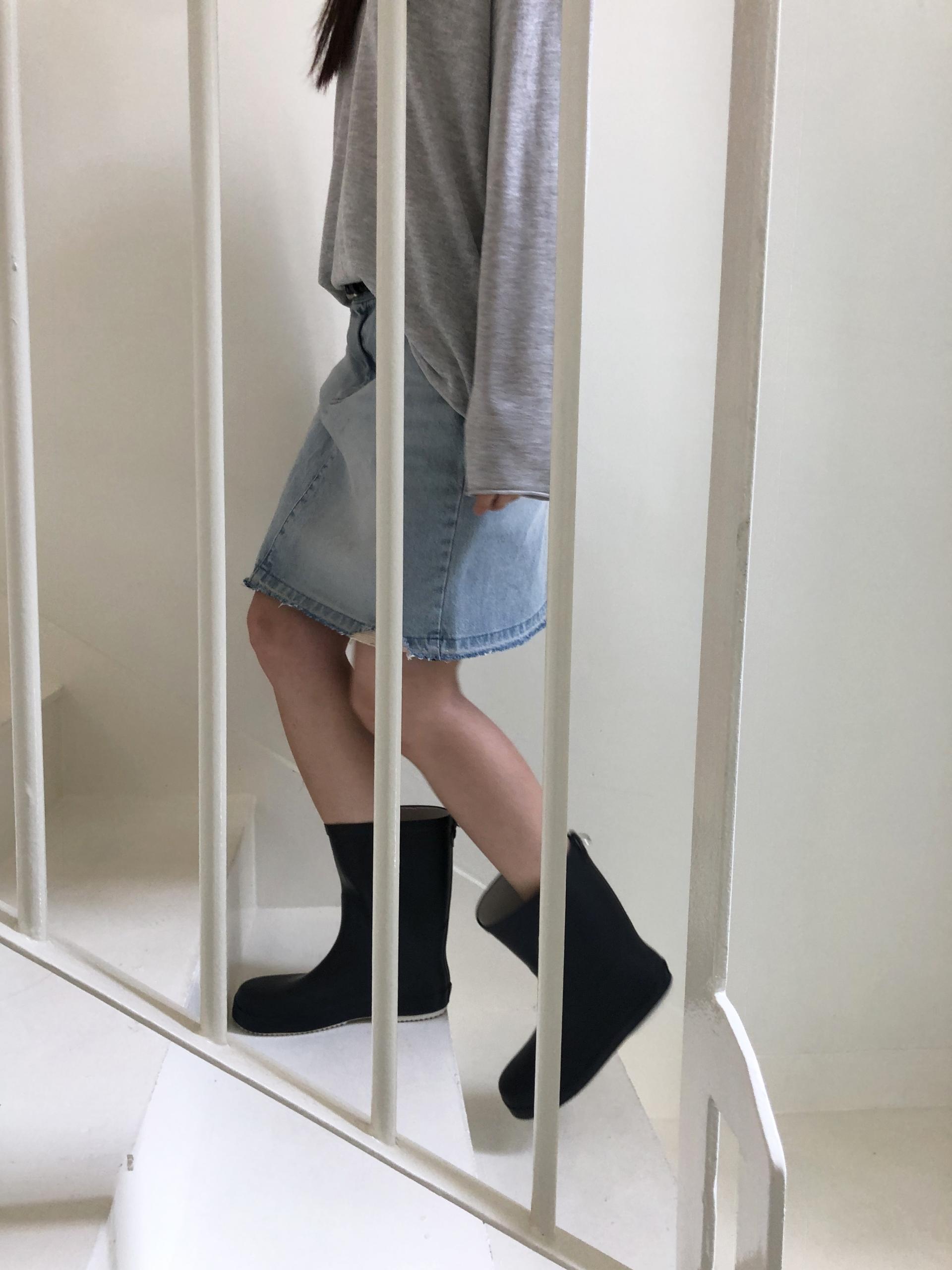 Denim midi skirt
