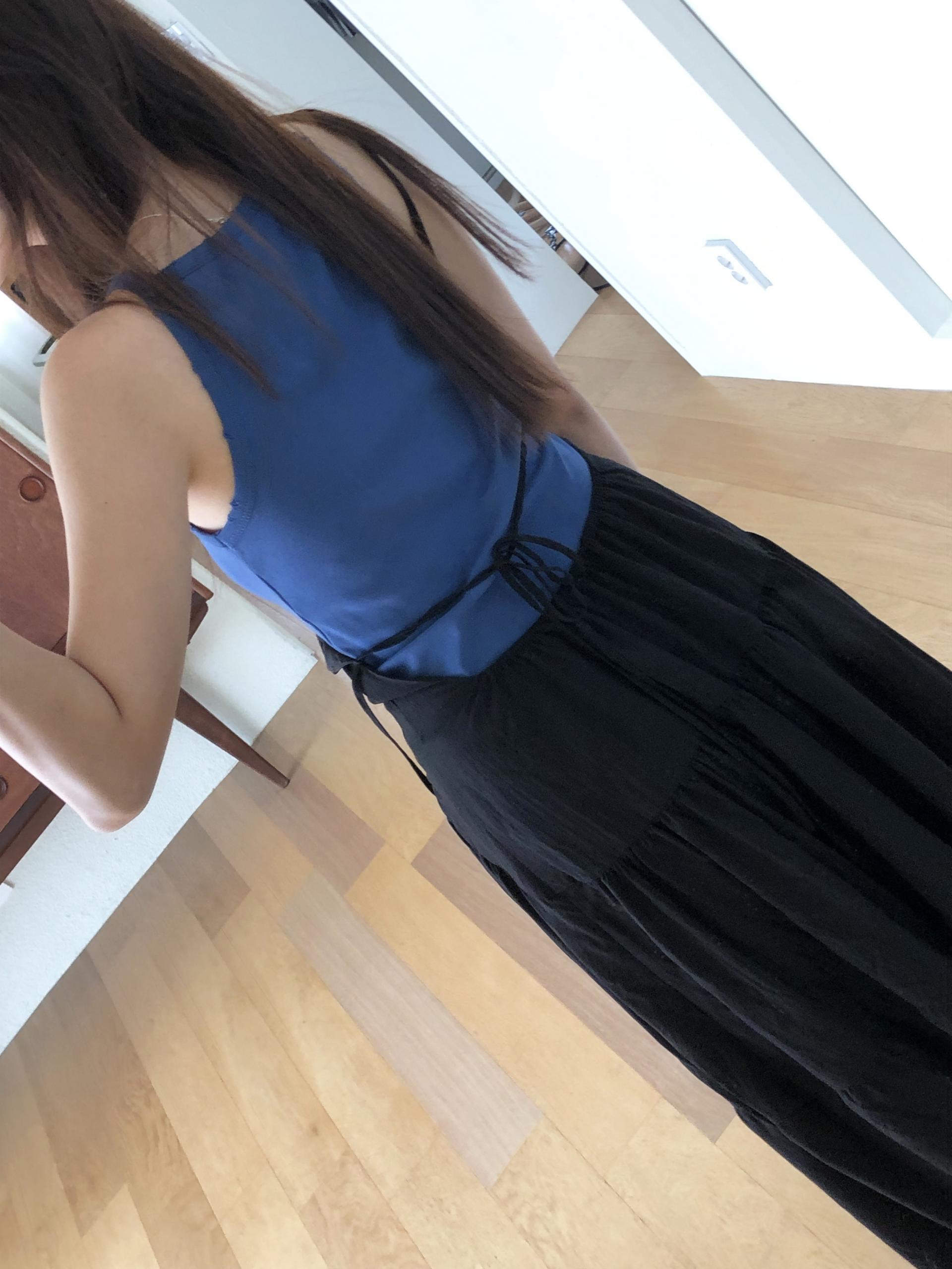 Damage sleeveless