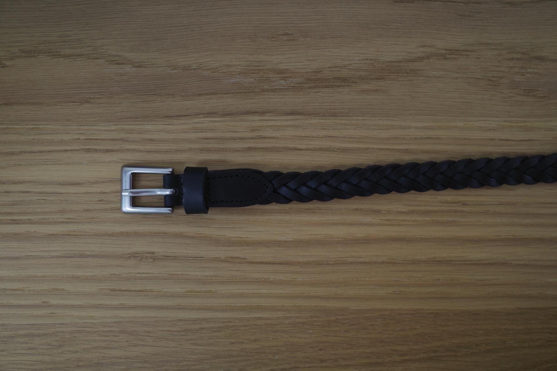 Slim twist belt