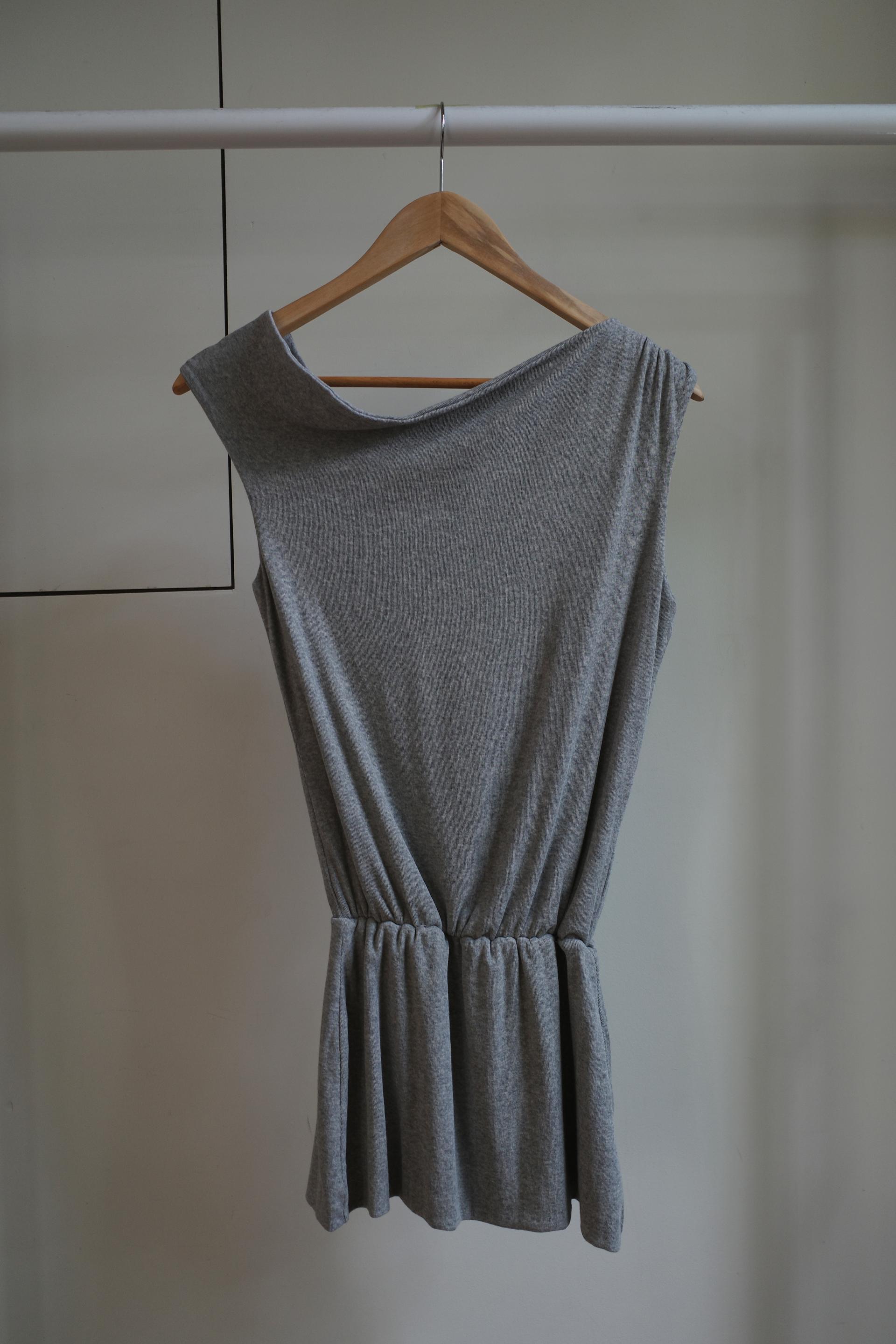 Long unbalanced top