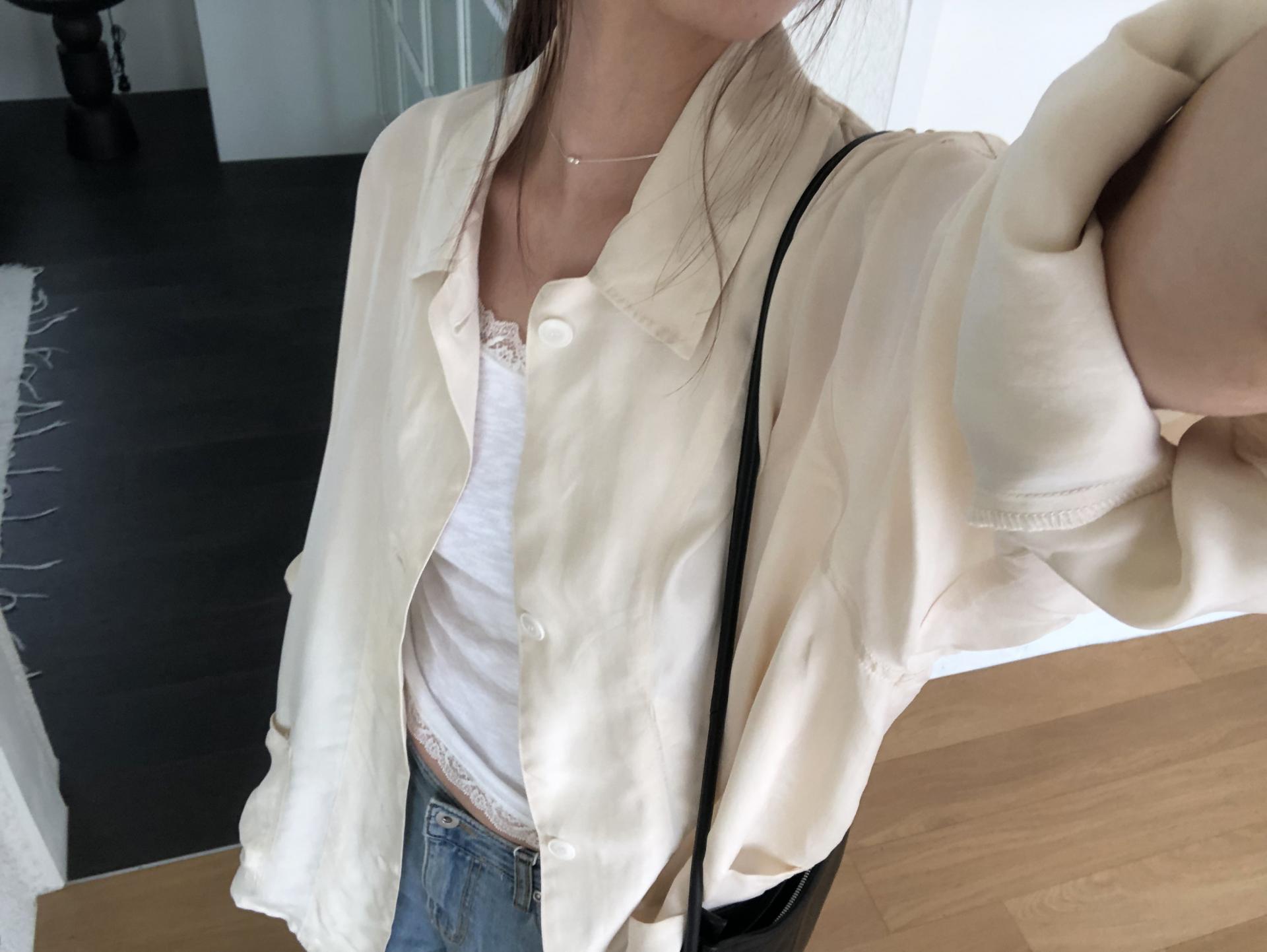 Verso jacket